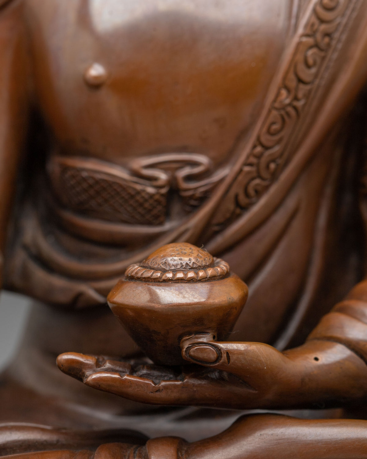 Shakyamuni Buddha Founder of Buddhist Teachings