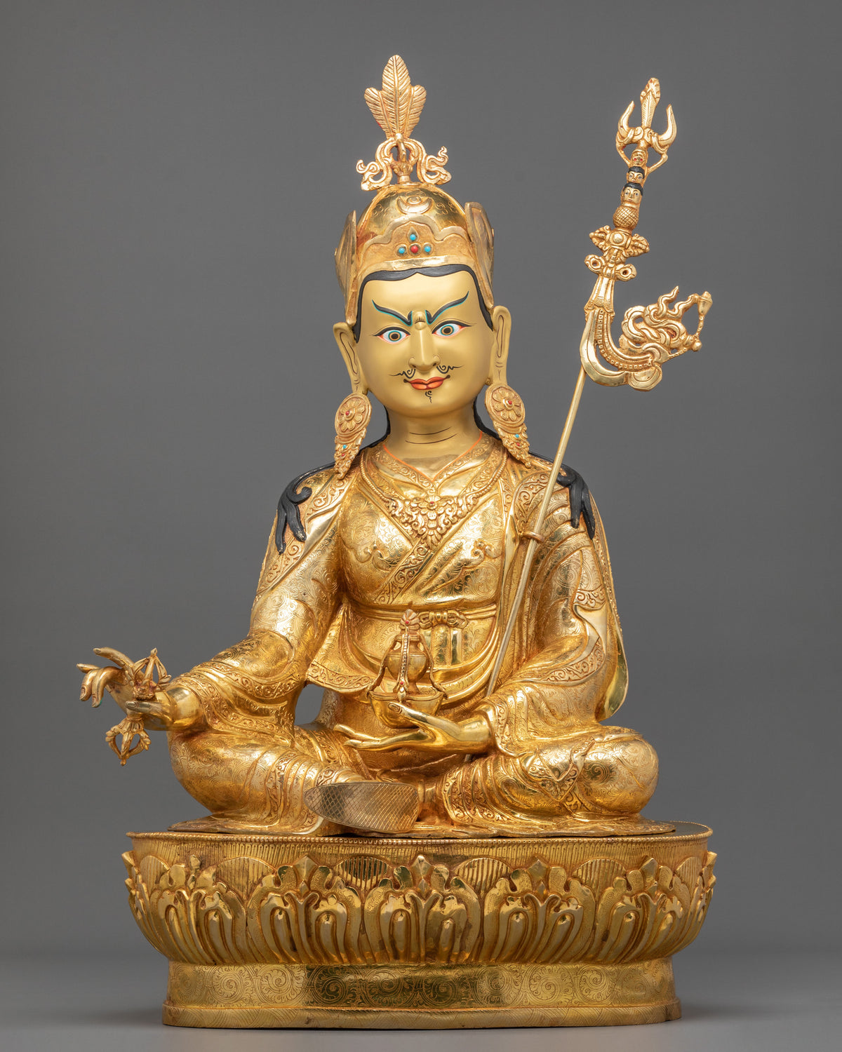 Guru Rinpoche Spiritual Statue | Lotus Born Master of Vajrayana Buddhism