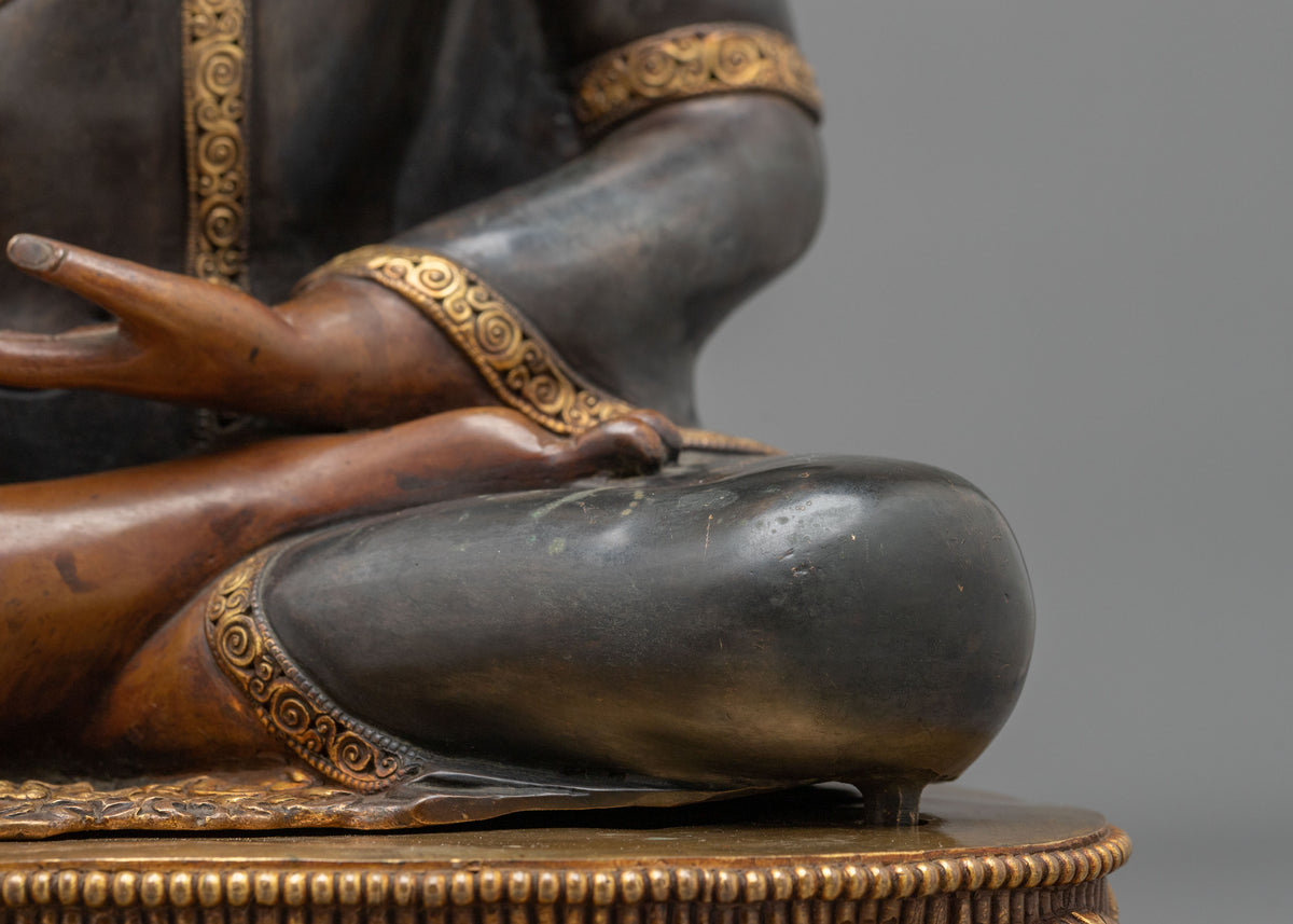 Shakyamuni Buddha Sculpture of Divine Enlightenment