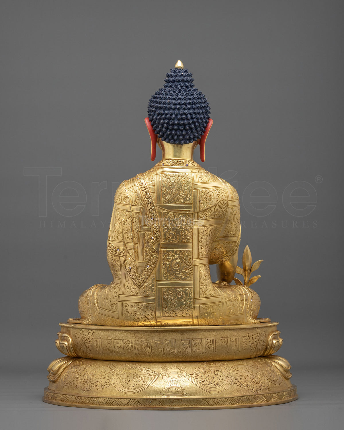 Medicine Buddha Statue for Meditation: Altar Decoration