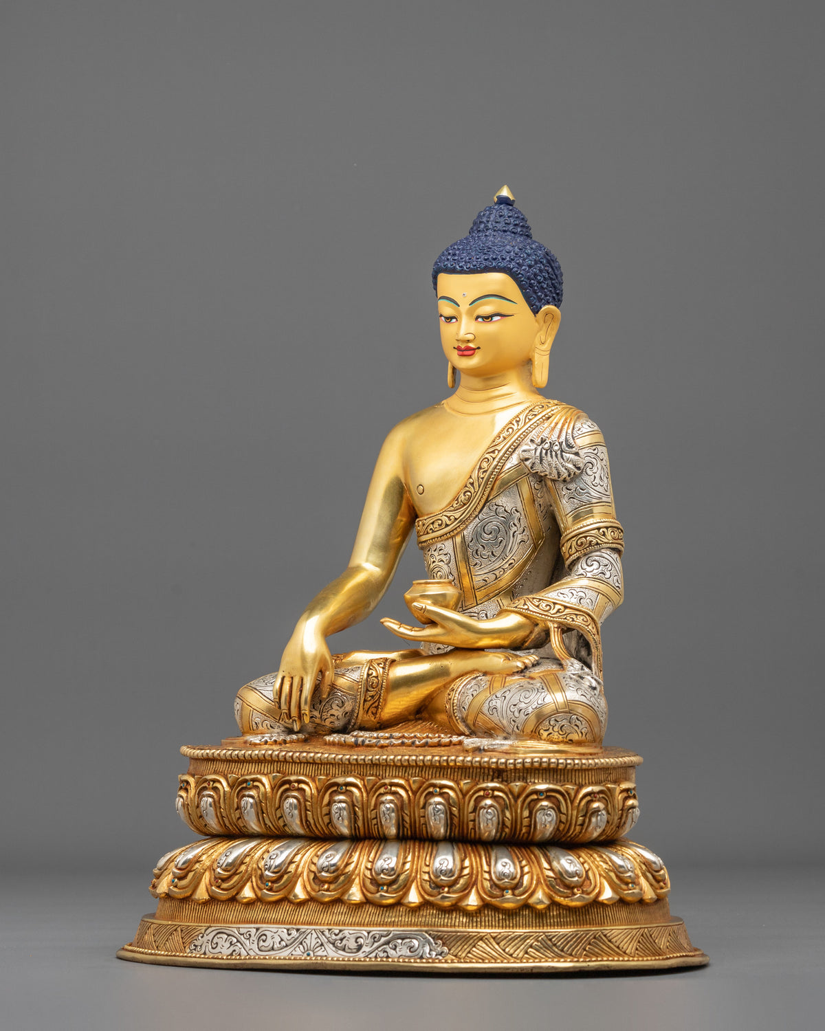 Shakyamuni Buddha Statue | Teacher of the Dharma and Awakened Sage
