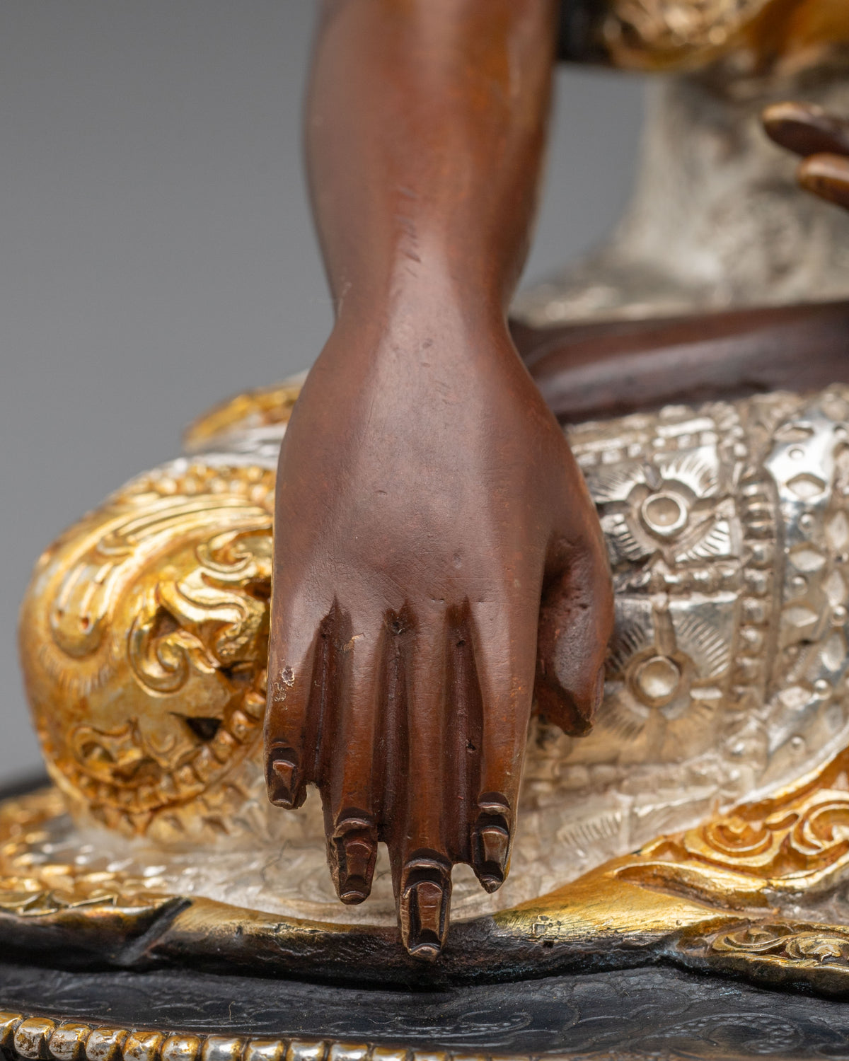 Shakyamuni Buddha Oxidized Statue with Silver Plating