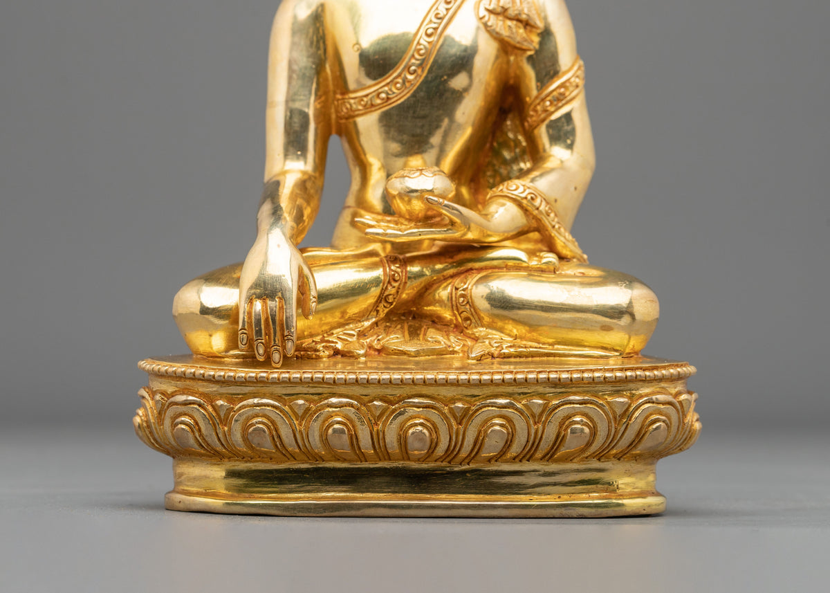 Shakyamuni Buddha Golden Sage Sculpture | Traditional Buddhist Artwork