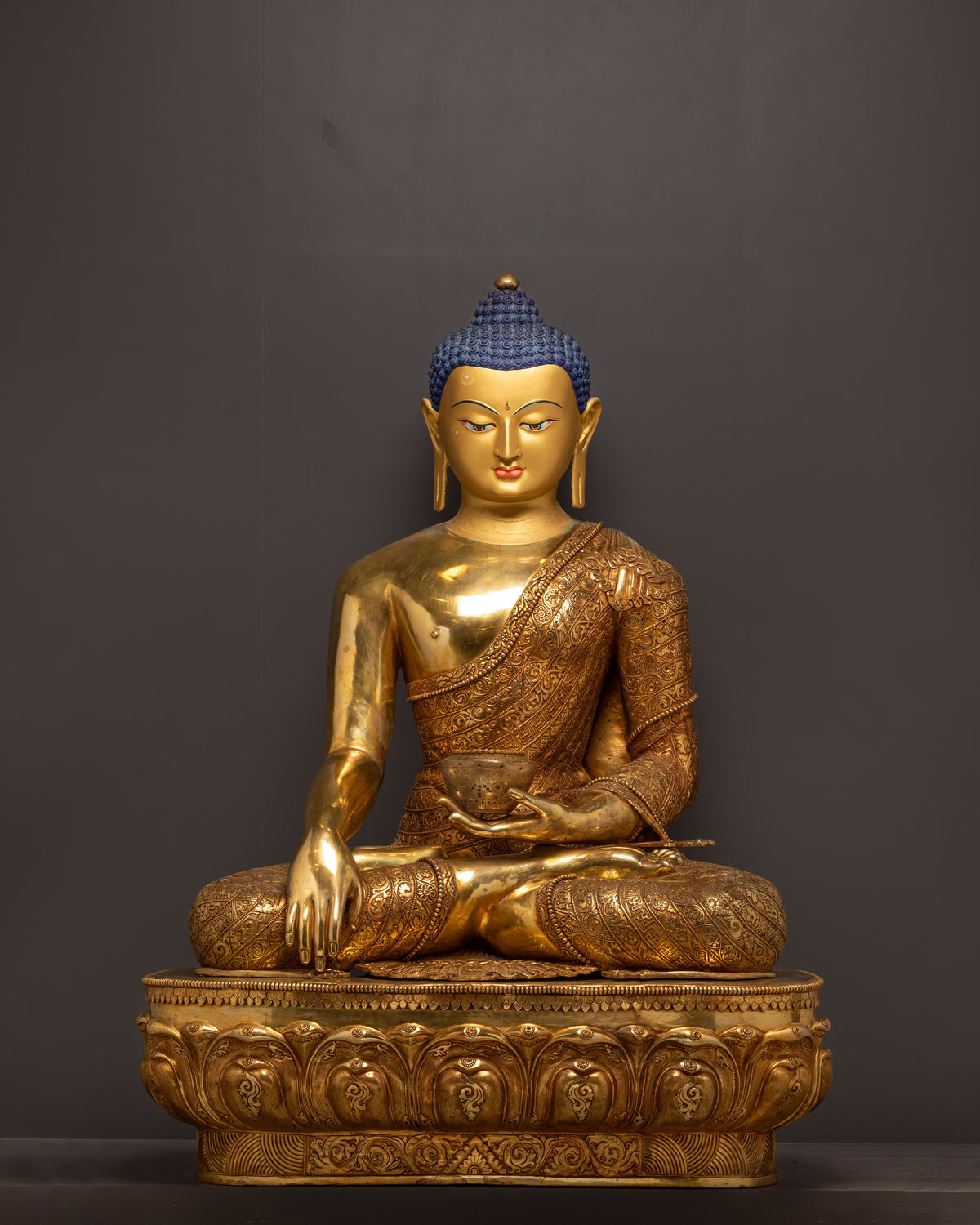 Shakyamuni Buddha Copper Sculpture | Exquisite 24K Gilded Art