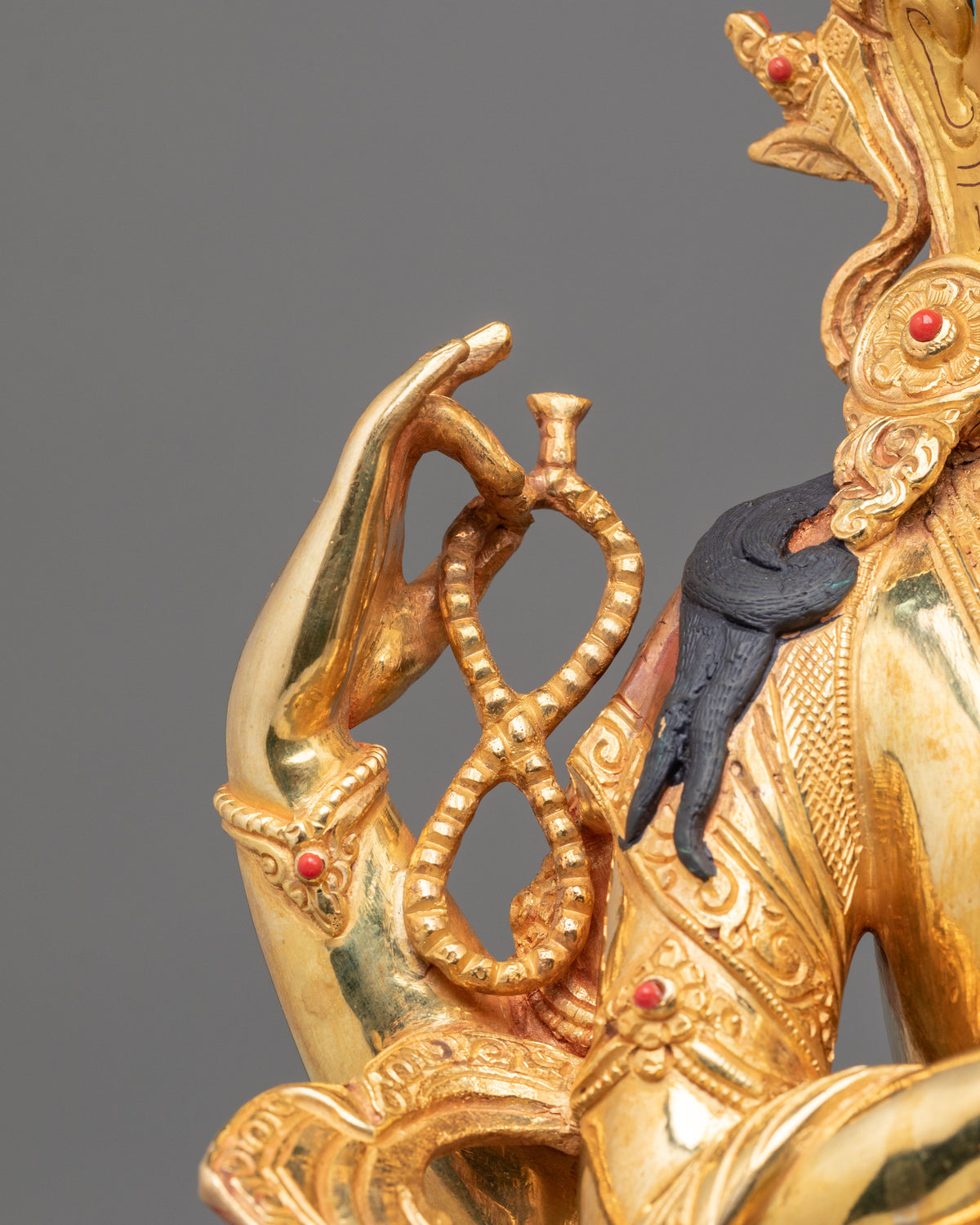 Chenrezig Statue | Compassionate Shrine Presence