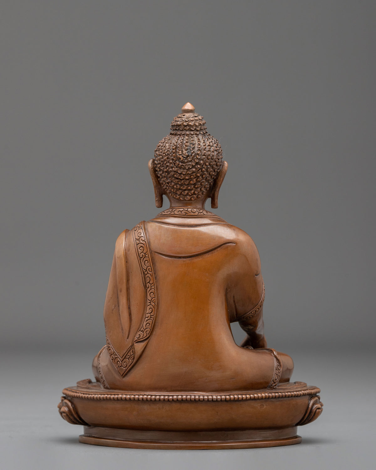 Shakyamuni Buddha Founder of Buddhist Teachings