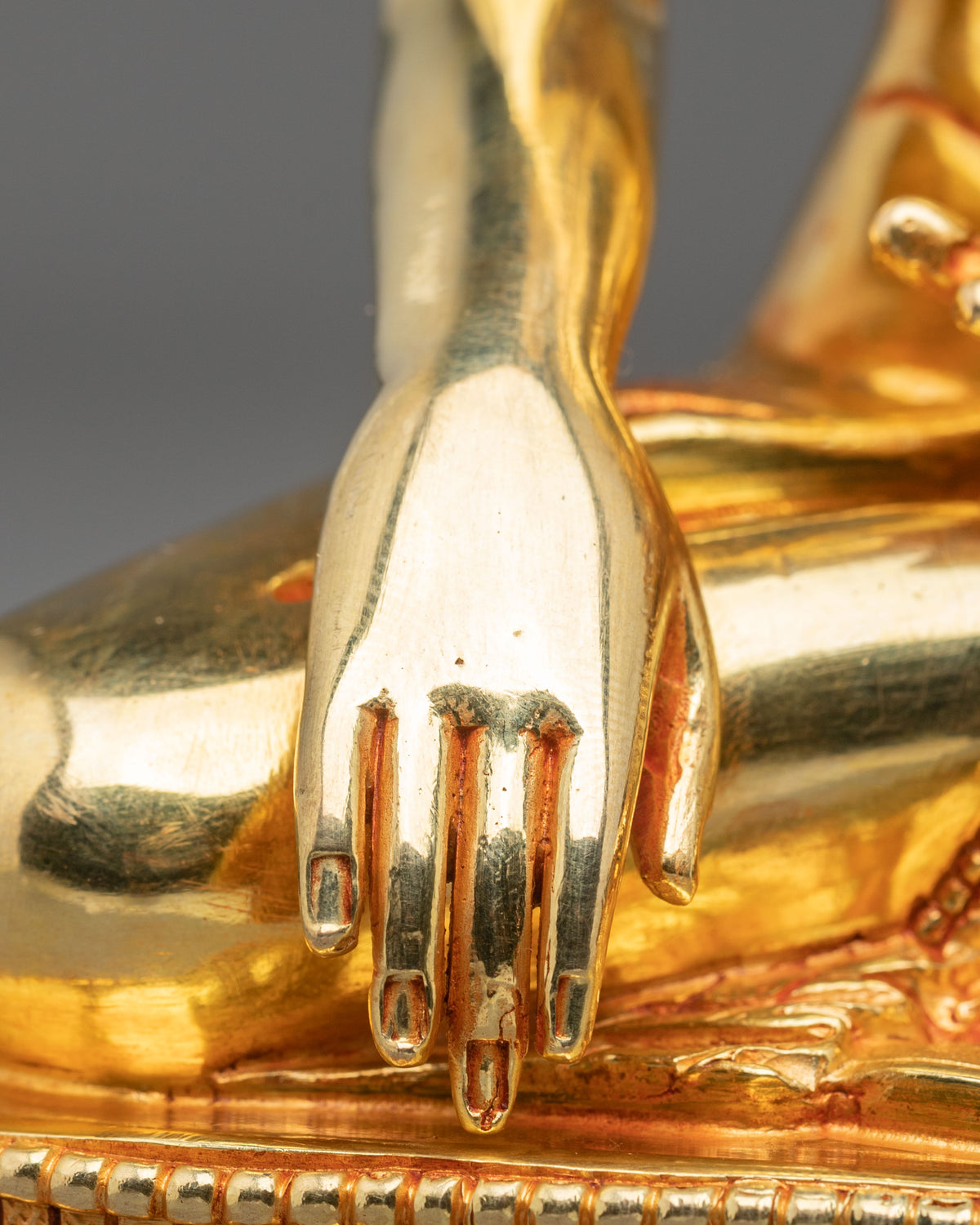 Shakyamuni Buddha Statue for Decoration | Symbol of Peace and Awakening