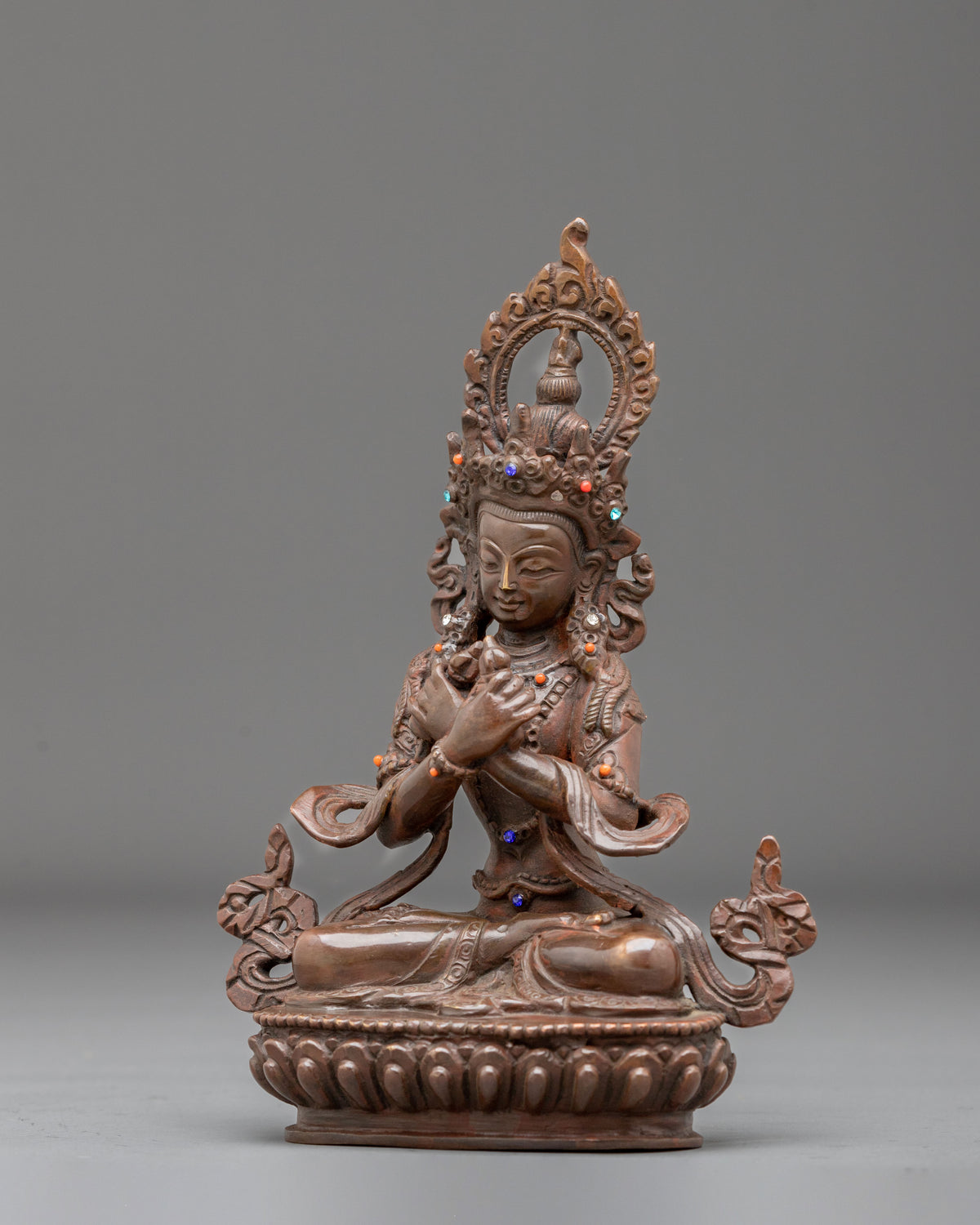 Vajradhara Statue: Embodiment of Primordial Wisdom