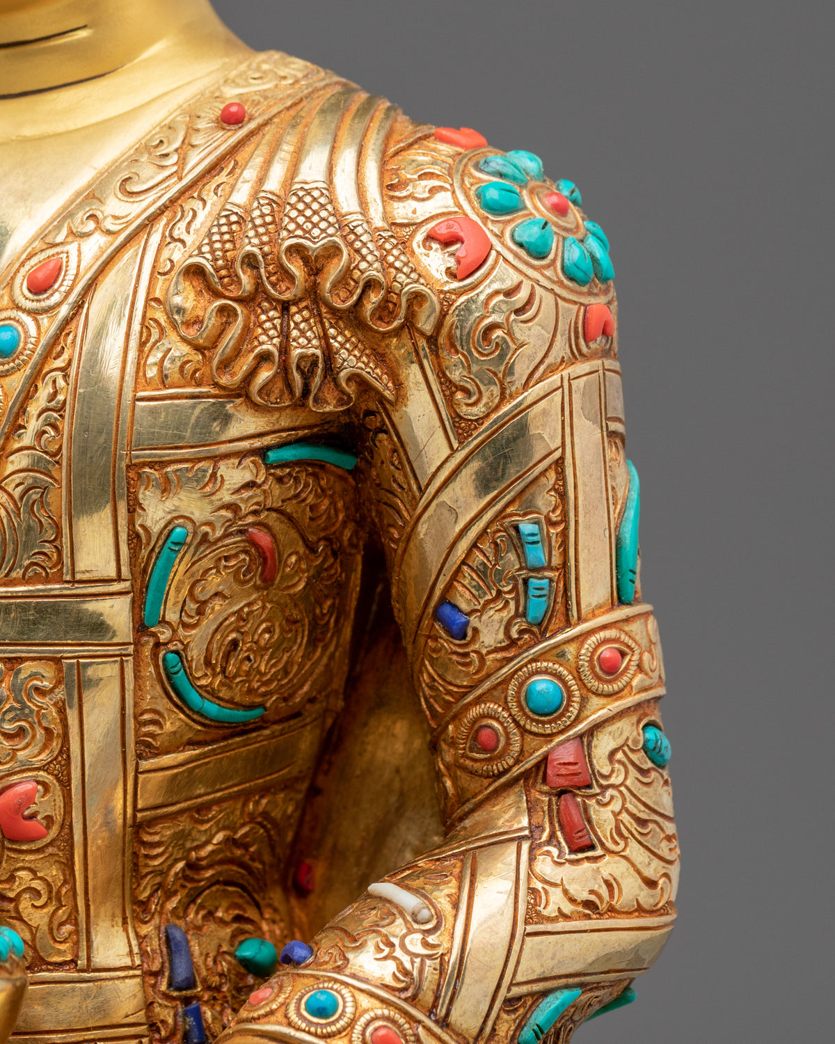 Shakyamuni Buddha Statue | The Glory of the Awakened One