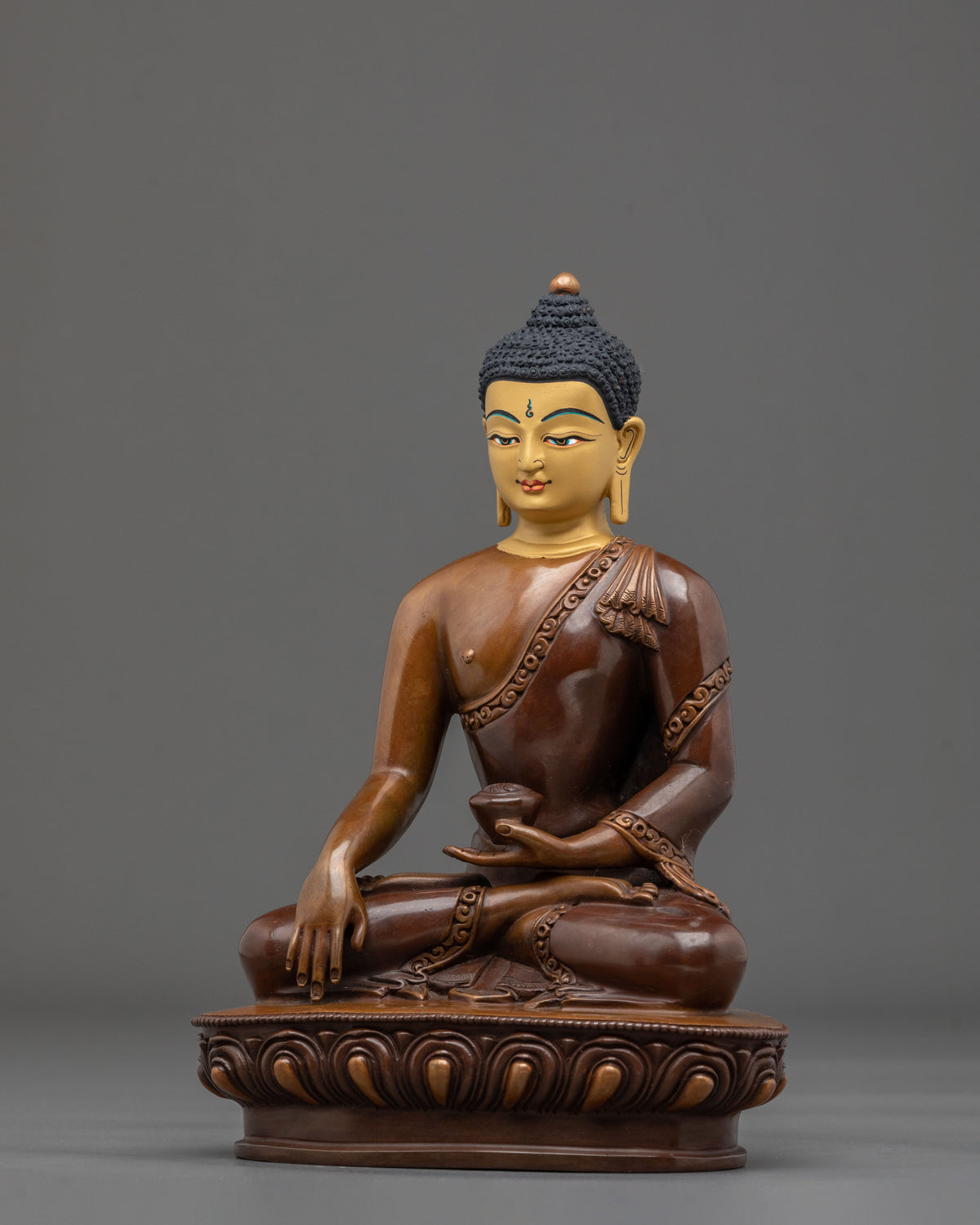 Shakyamuni Buddha Statue | The Enlightened Teacher of Dharma