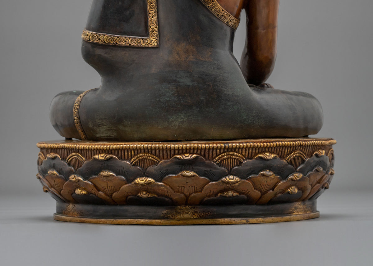 Shakyamuni Buddha Sculpture of Divine Enlightenment