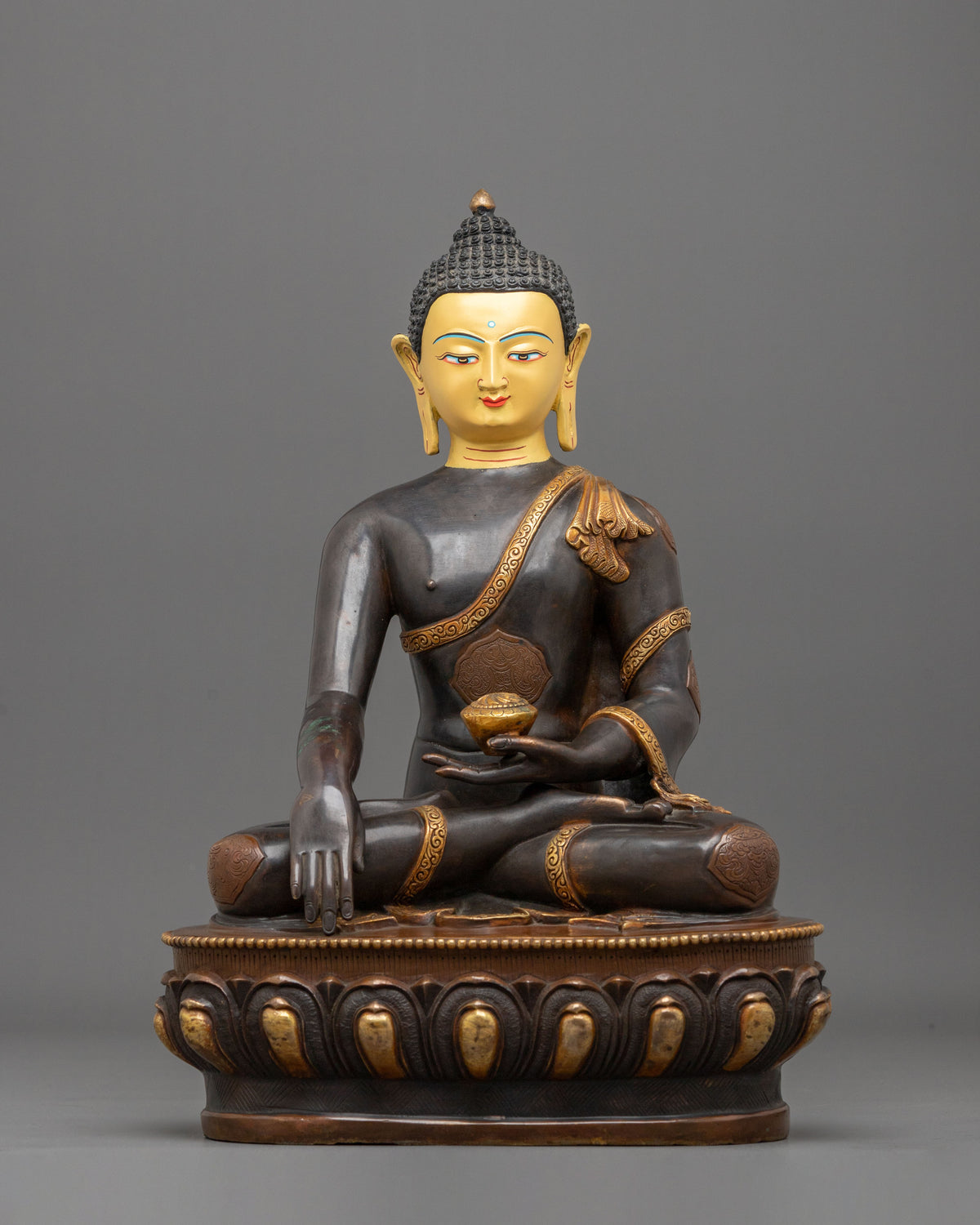 Shakyamuni Buddha Statue 