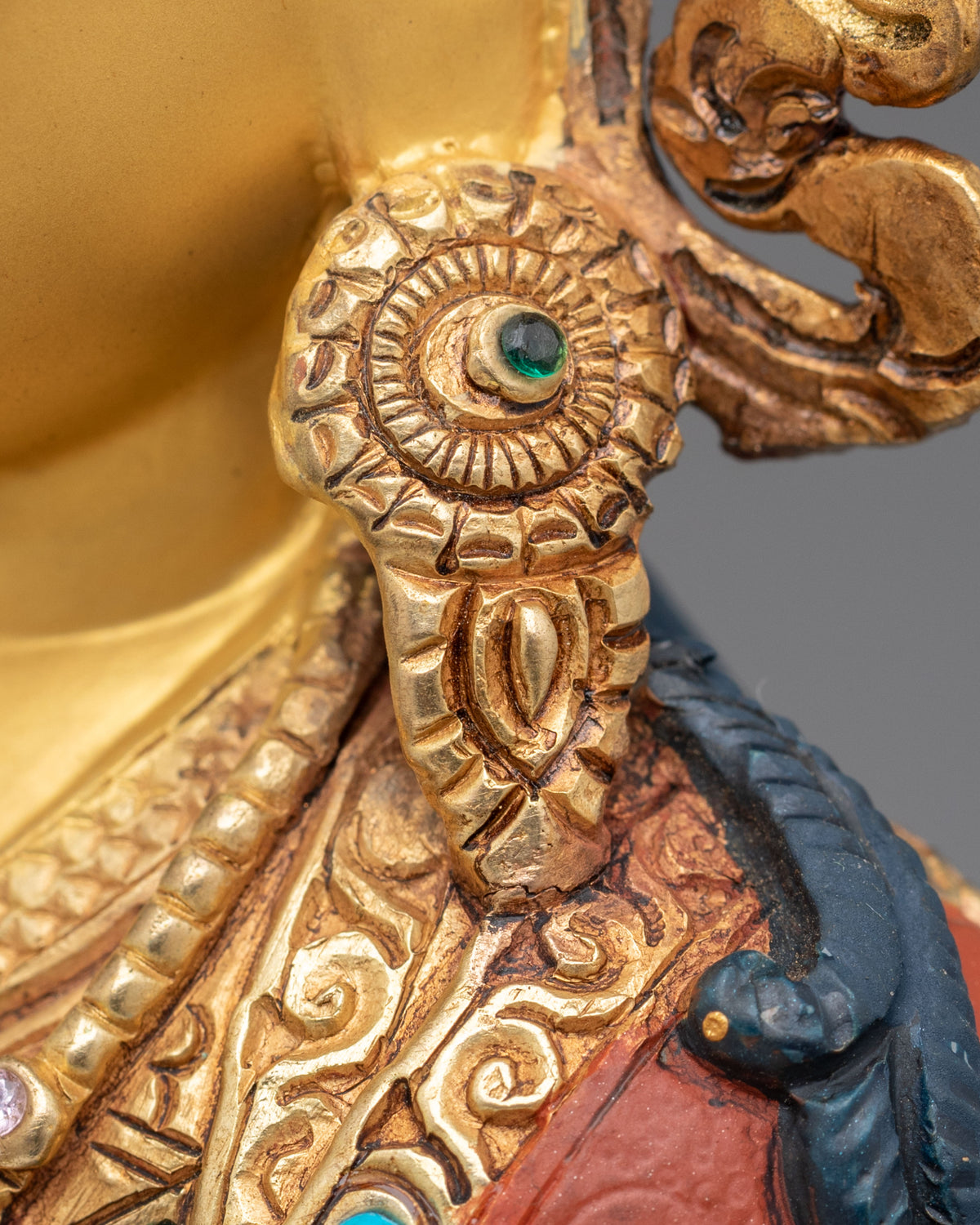 Guru Rinpochhe Tibetan Sculpture | Handmade Himalayan Buddhist Shrine
