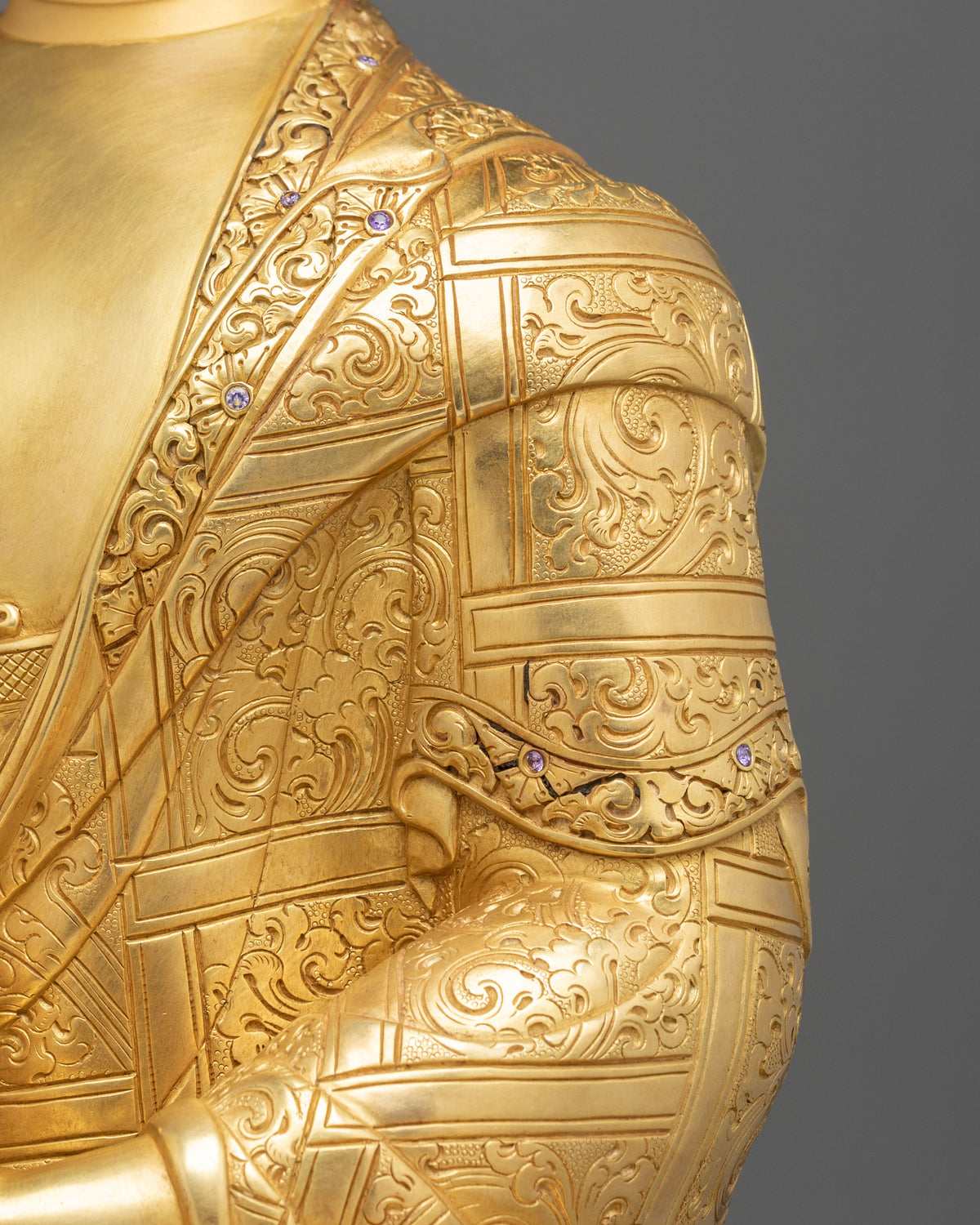 Medicine Buddha Statue for Meditation: Altar Decoration