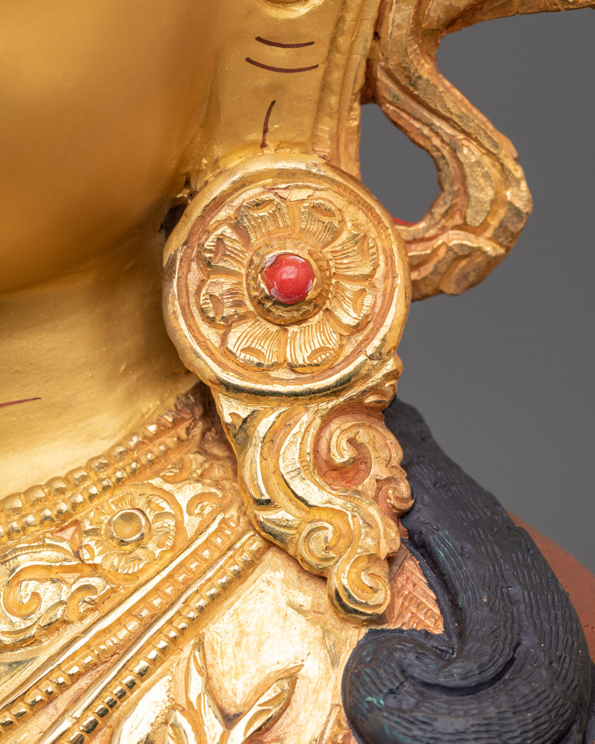 Chenrezig Statue | Compassionate Shrine Presence