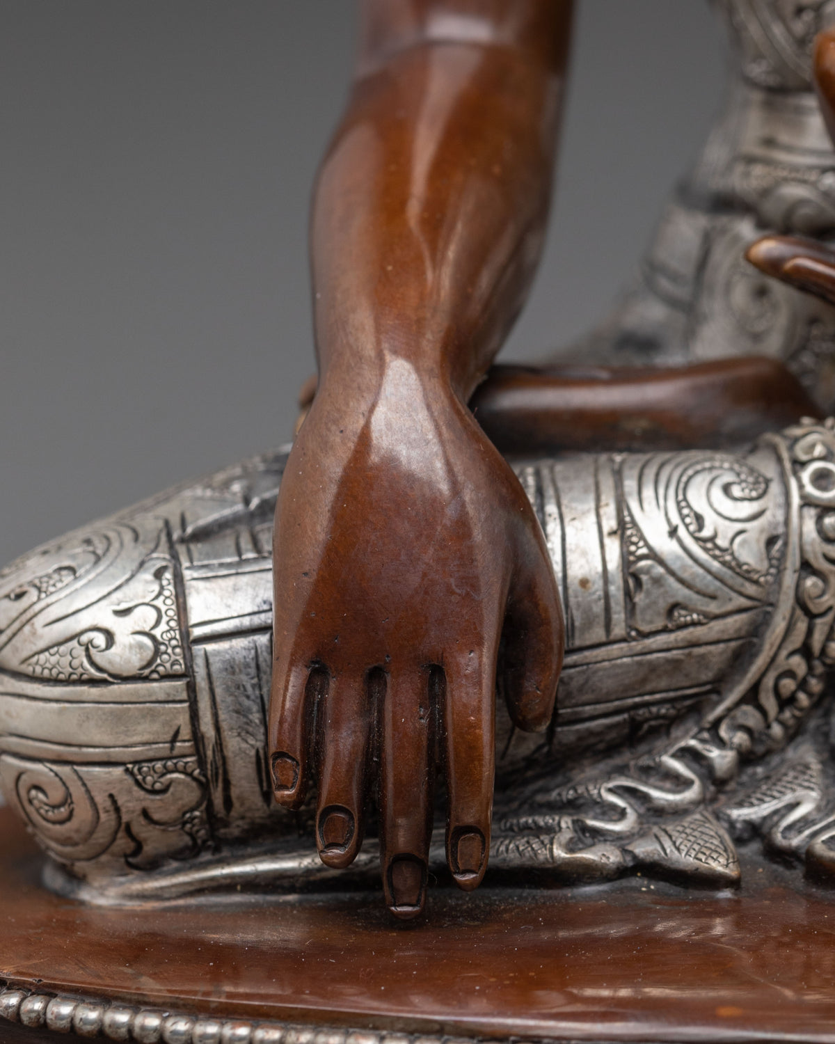 Shakyamuni Buddha Statue | Supreme Teacher of Enlightenment