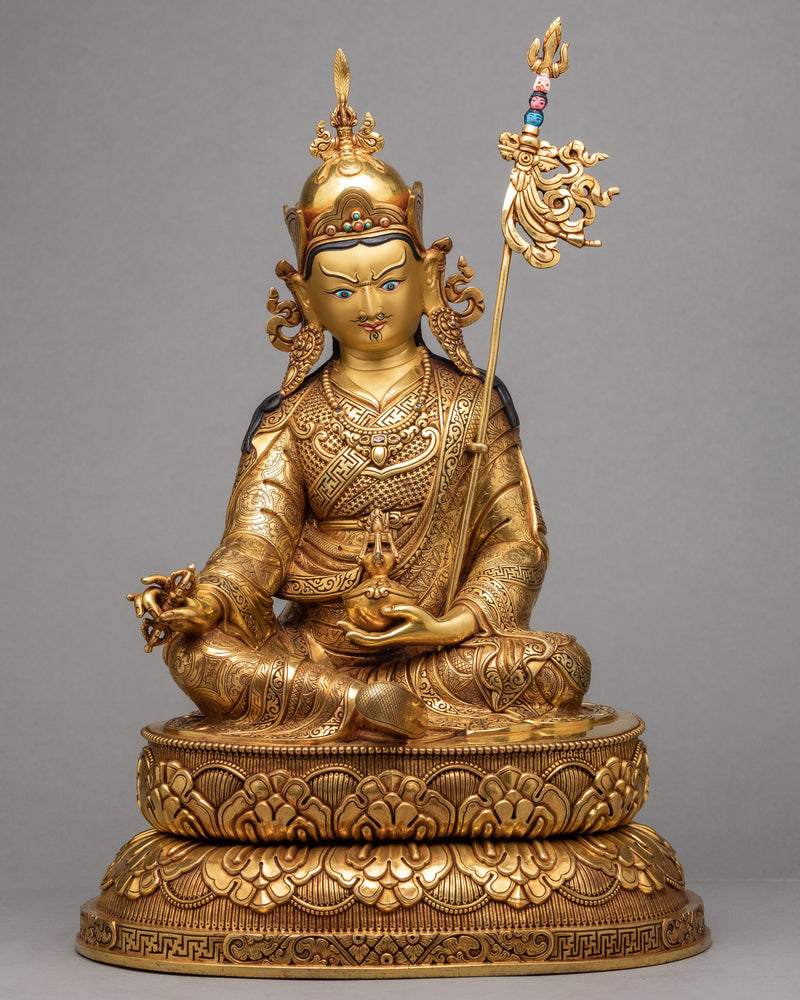 guru rinpoche statue