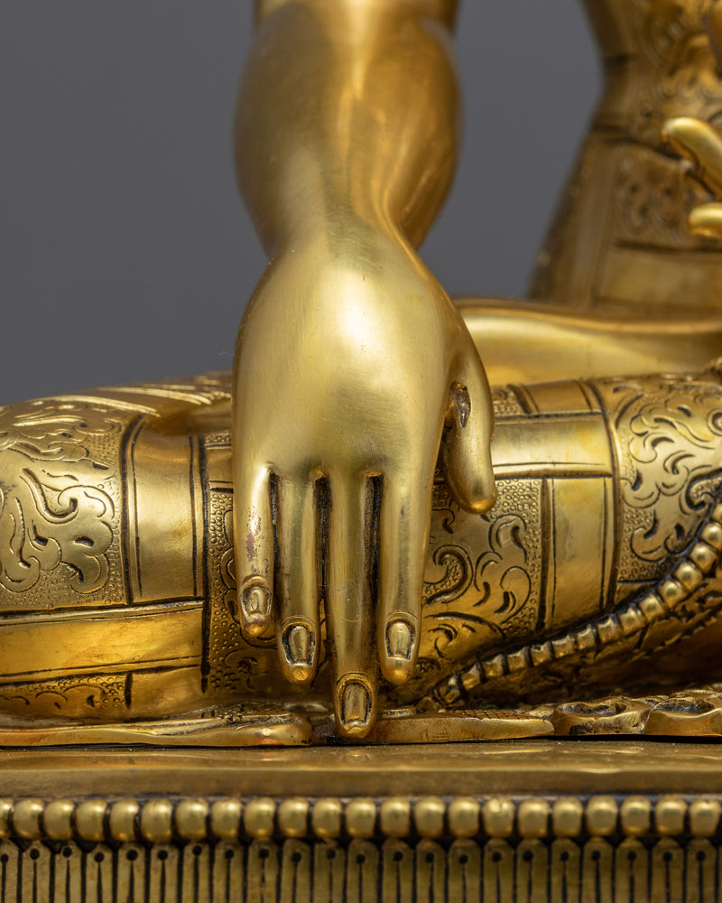 Statue of Buddha Siddhartha Gautama | Traditional Himalayan Art