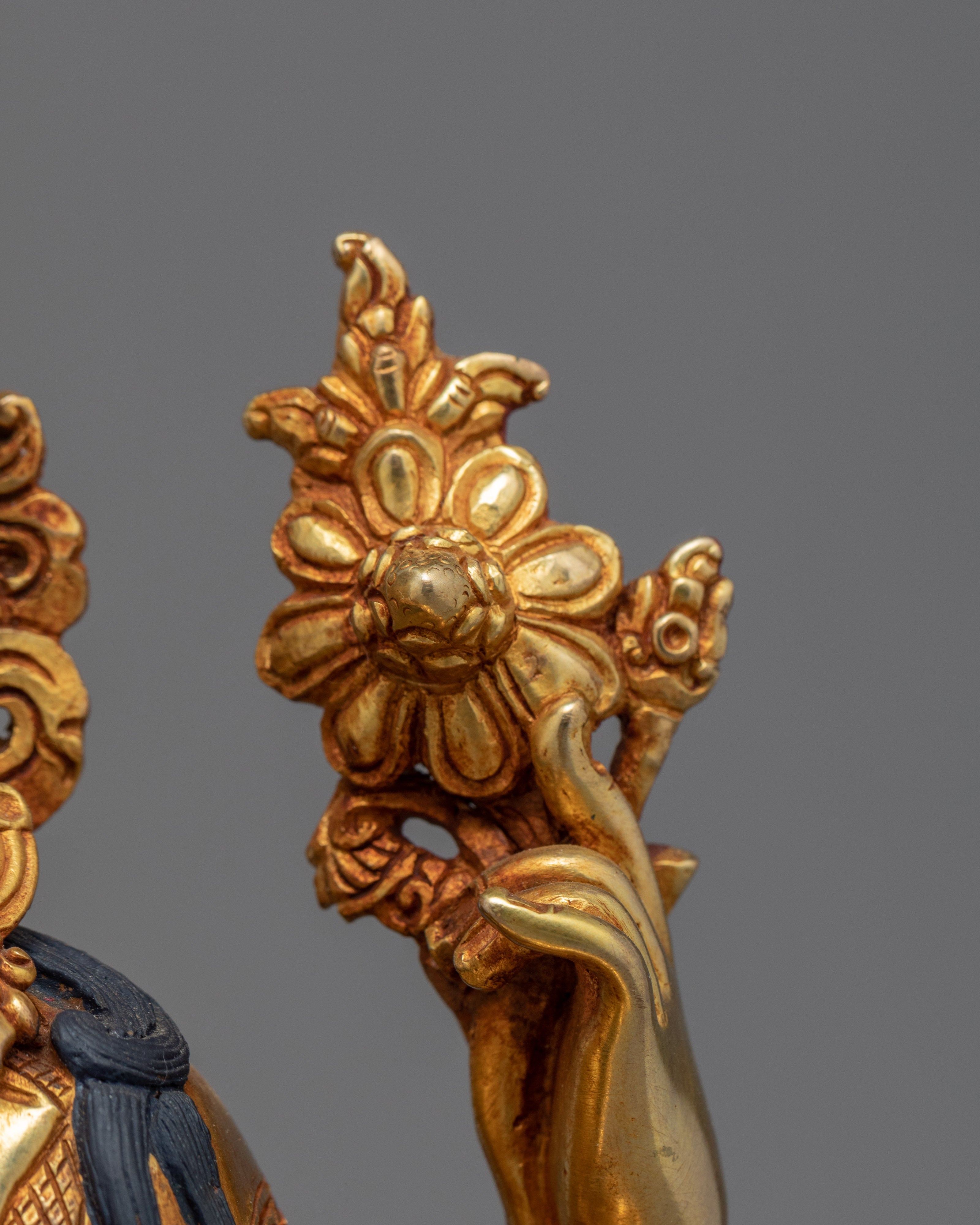 Chenrezig Buddha Statue | Traditional Himalayan Art