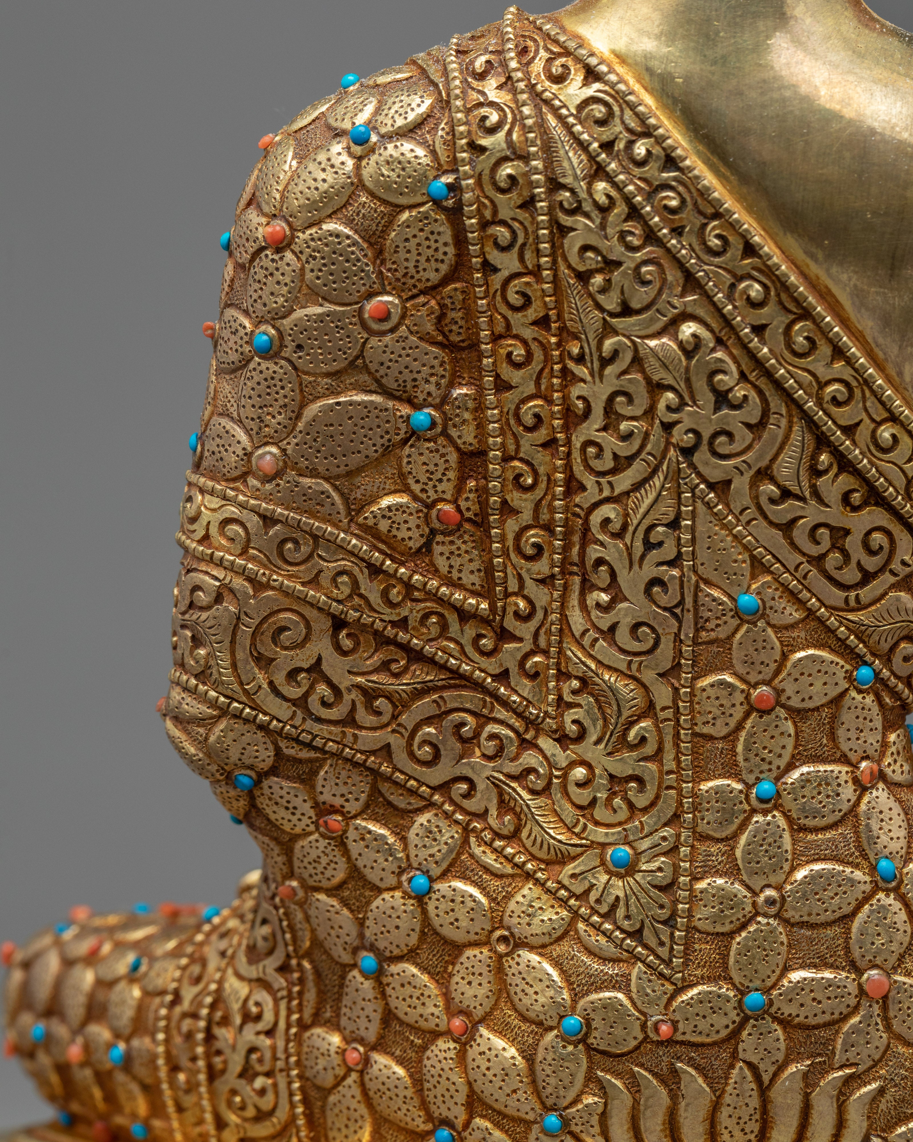 Relaxing Buddha Shakyamuni Statue | Tibetan Art Plated with Gold