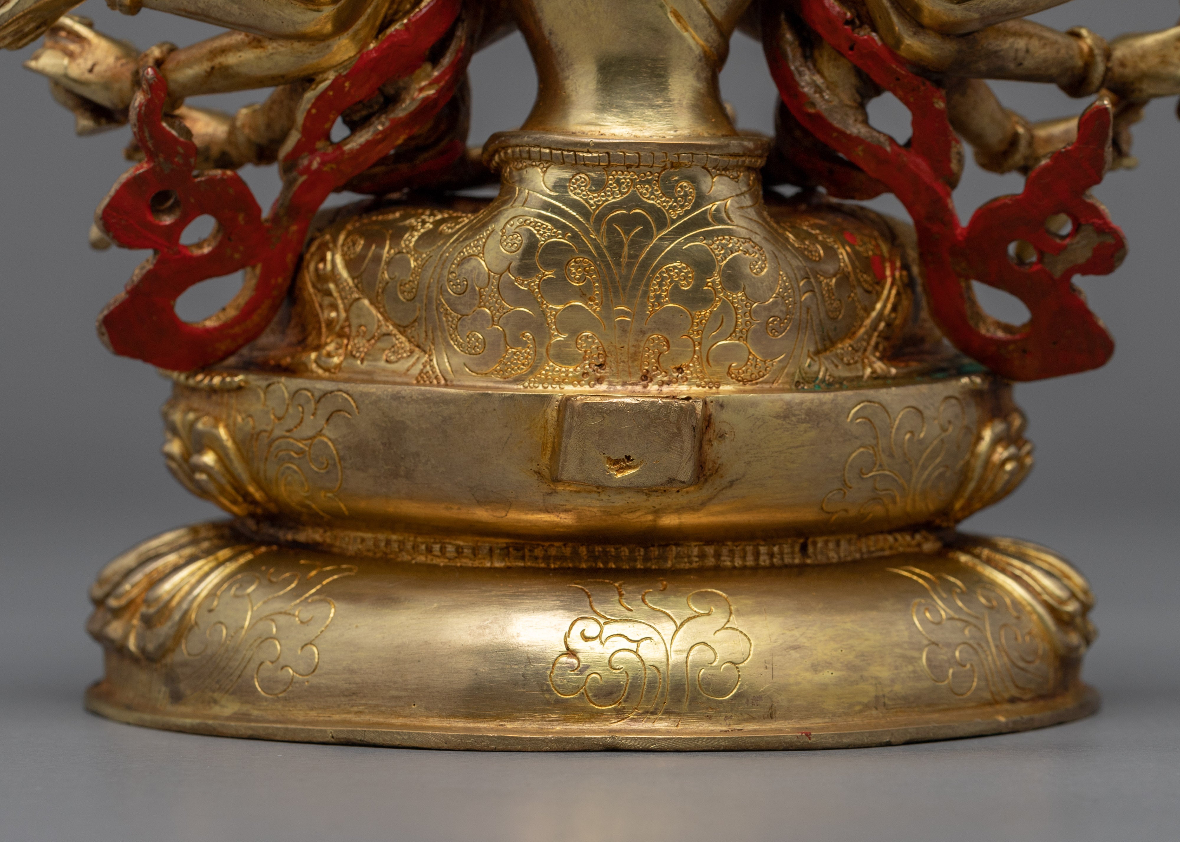 18 Arms Cundi Bodhisattva Statue | Traditional Buddhist Art