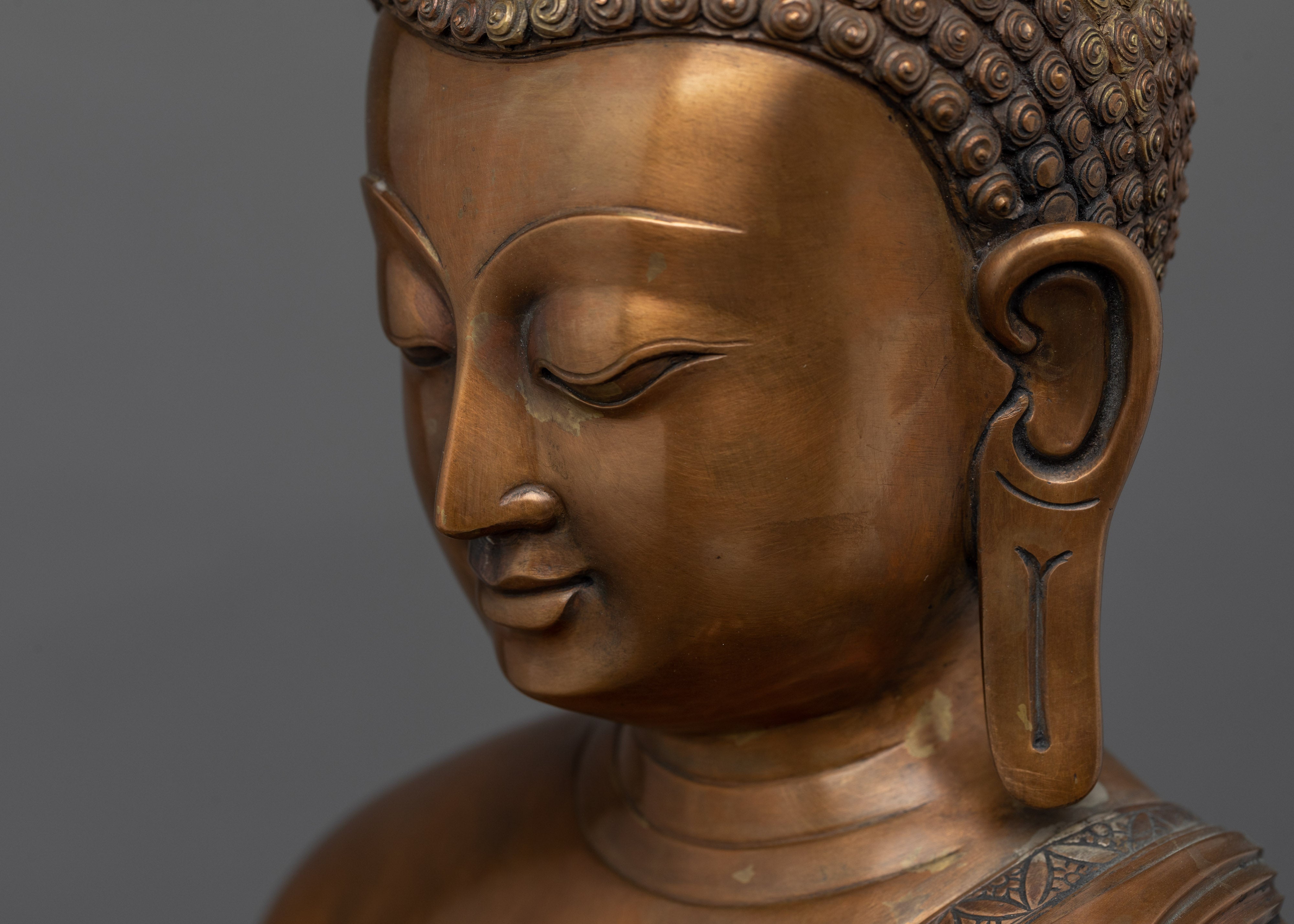 Hand-Carved Shakyamuni Buddha Garden Fountain Statue | Traditional Buddhist Art