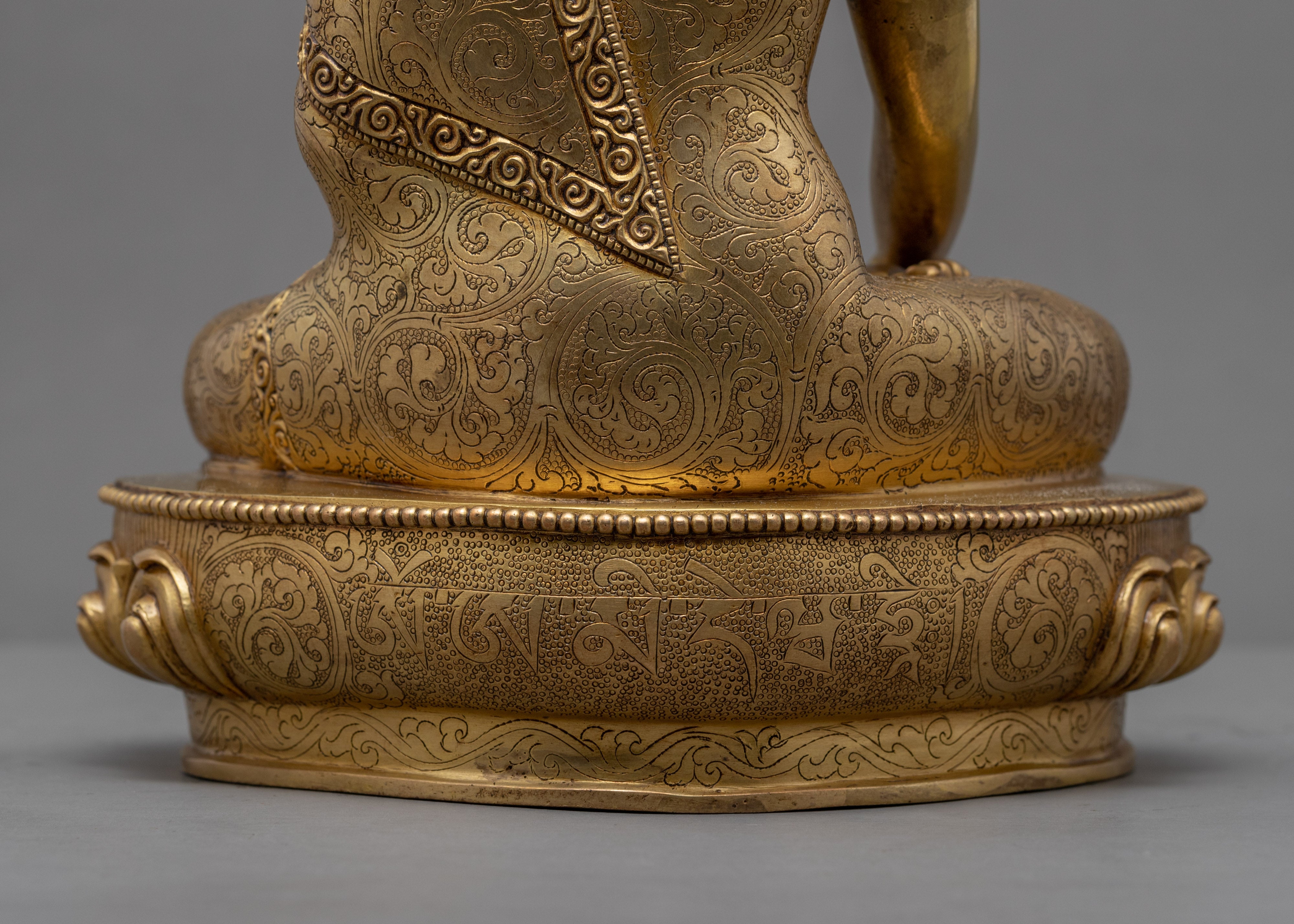 Shakyamuni Buddha Golden Statue | Gold-Gilded Historical Buddha Figurine