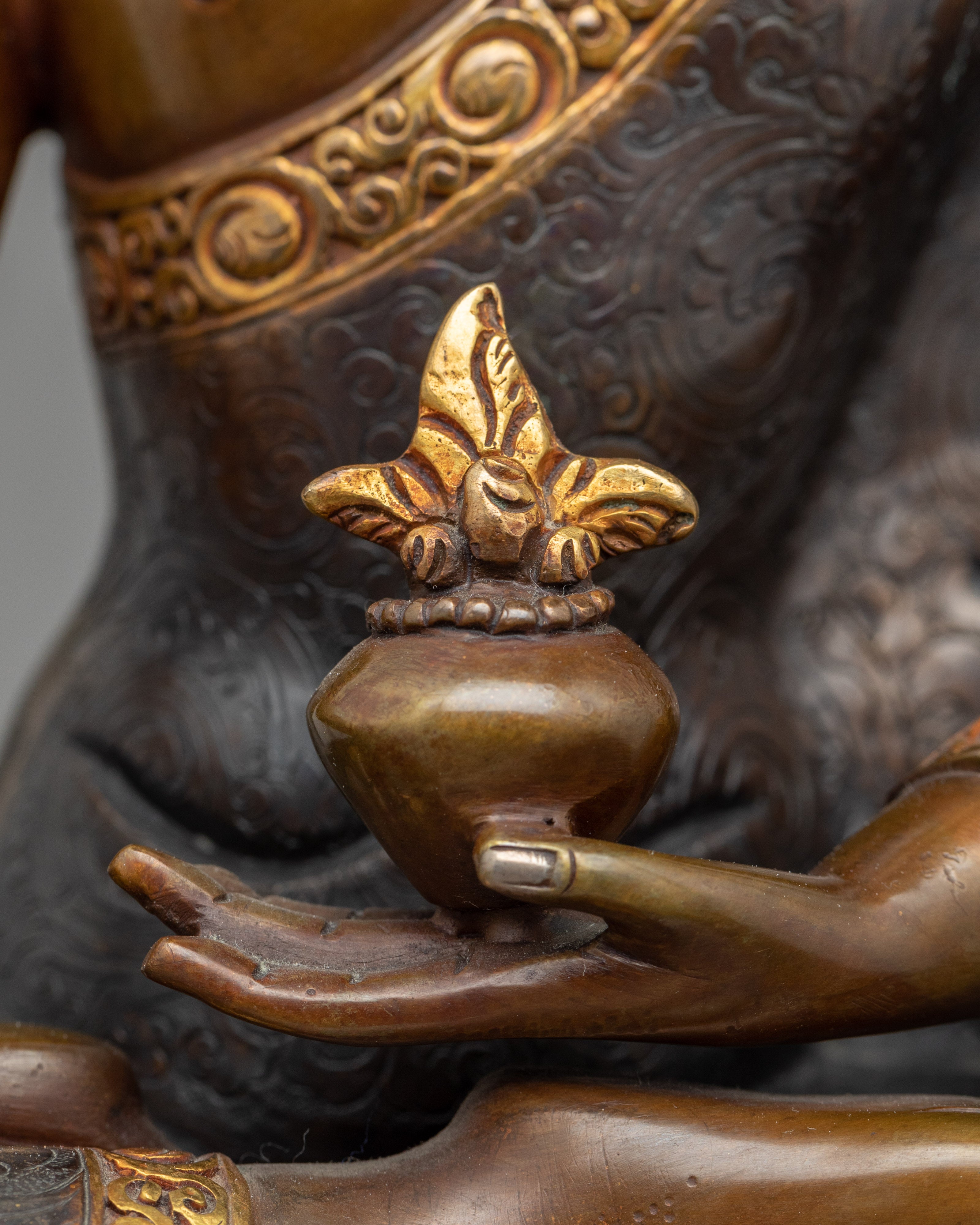 Medicine Buddha Sculpture for Bhaisajyaguru Mantra | Traditional Zen Arts