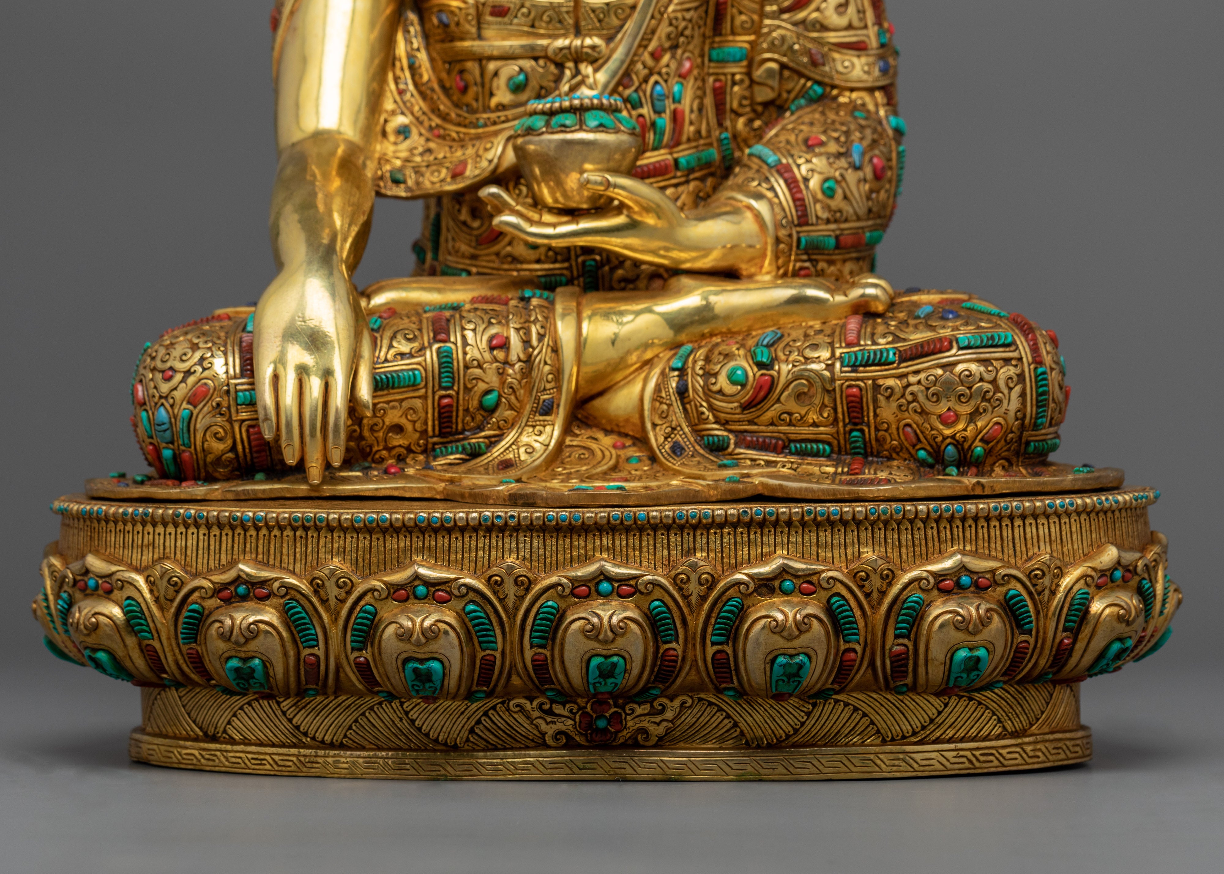 Shakyamuni Buddha Statue 21 Inch | Traditionally Hand Crafted Sculpture