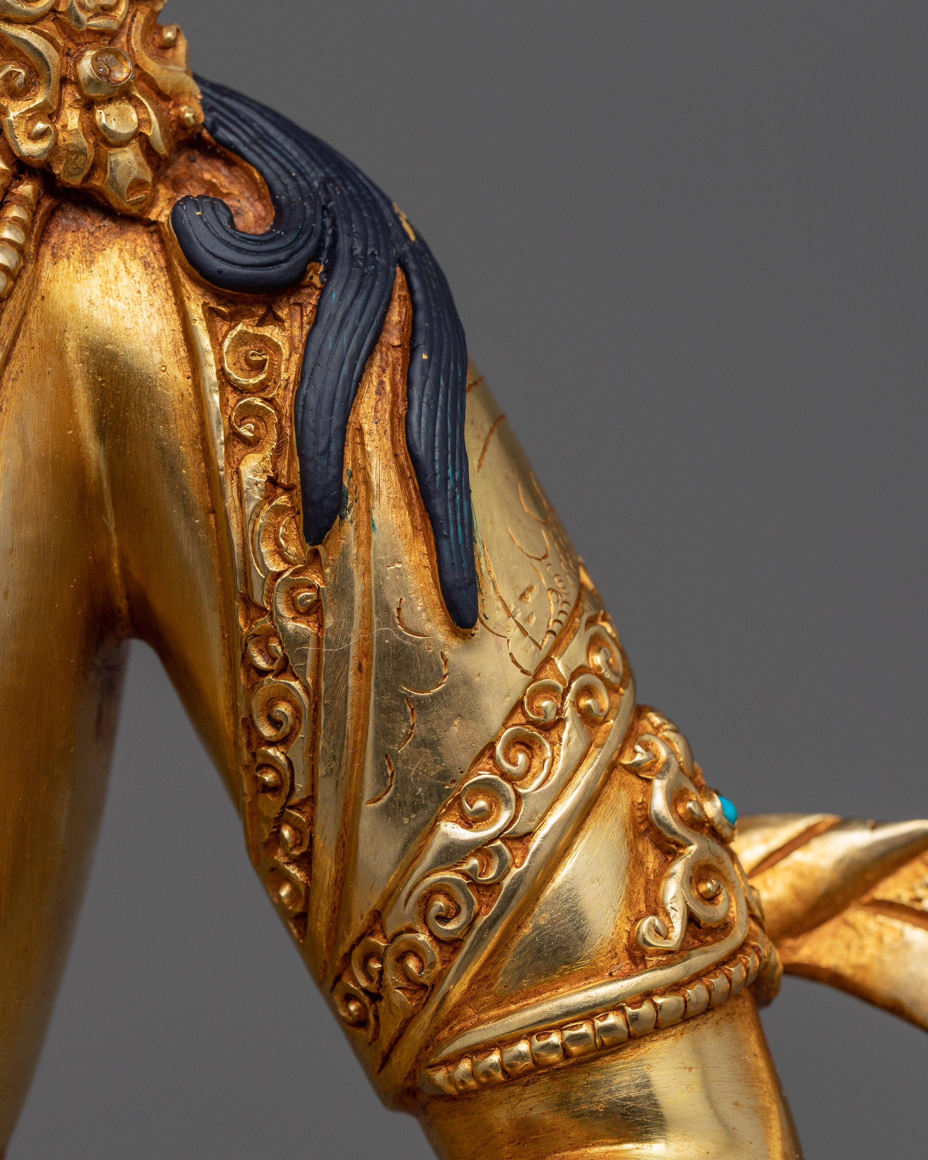 Gold Gilded Vajrasattva Purification Sculpture | Traditional Buddhist Art