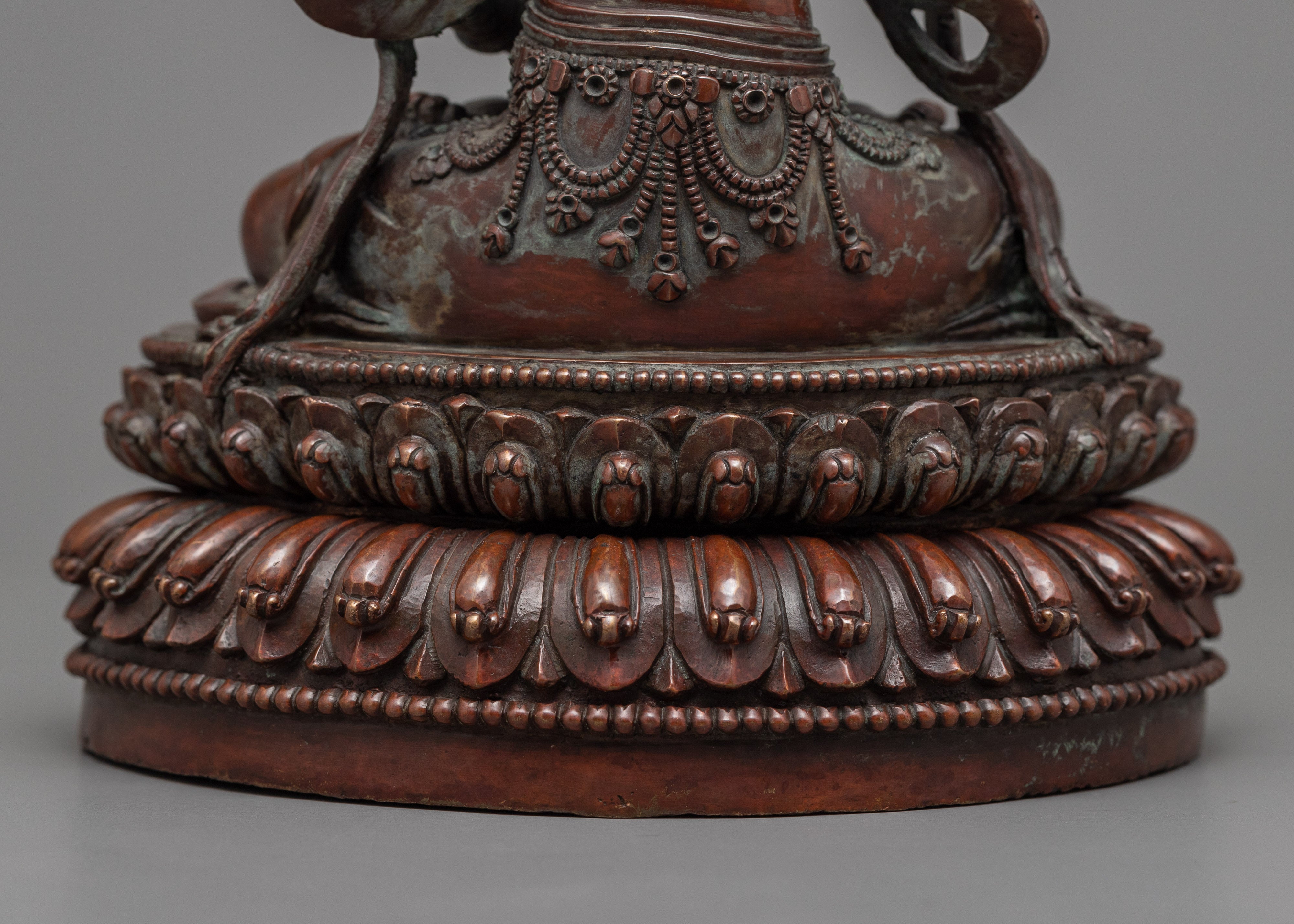 Classic Vajrasattva Bodhisattva Statue | Traditional Buddhist Art for Meditation