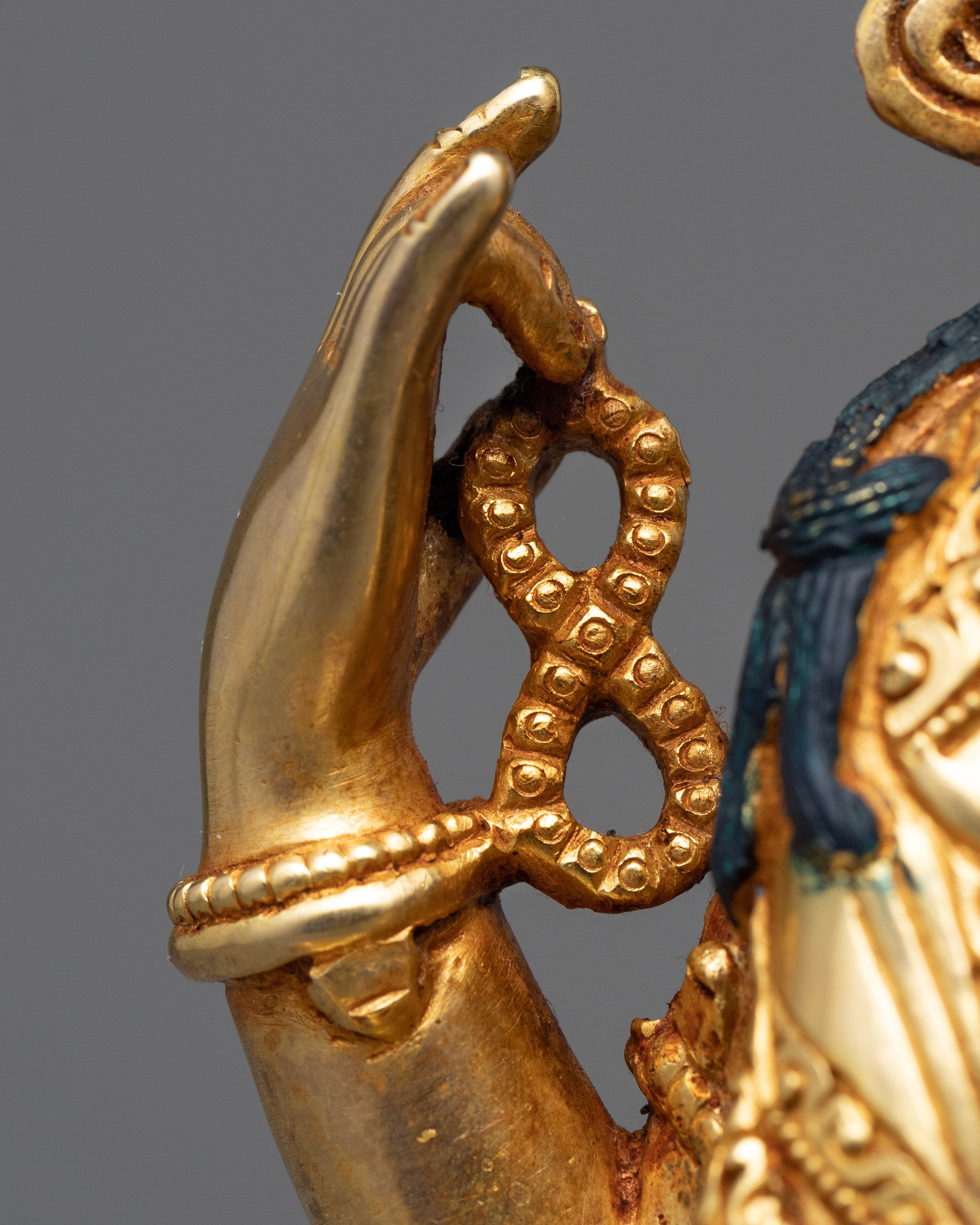 Four Armed Chenrezig Statue | Traditional Himalayan Bodhisattva Statue