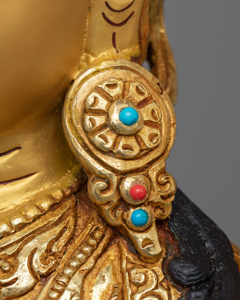 Experience the Divine Presence of Chenrezig, the Enlightened Avalokiteśvara, in Your Spiritual Journey