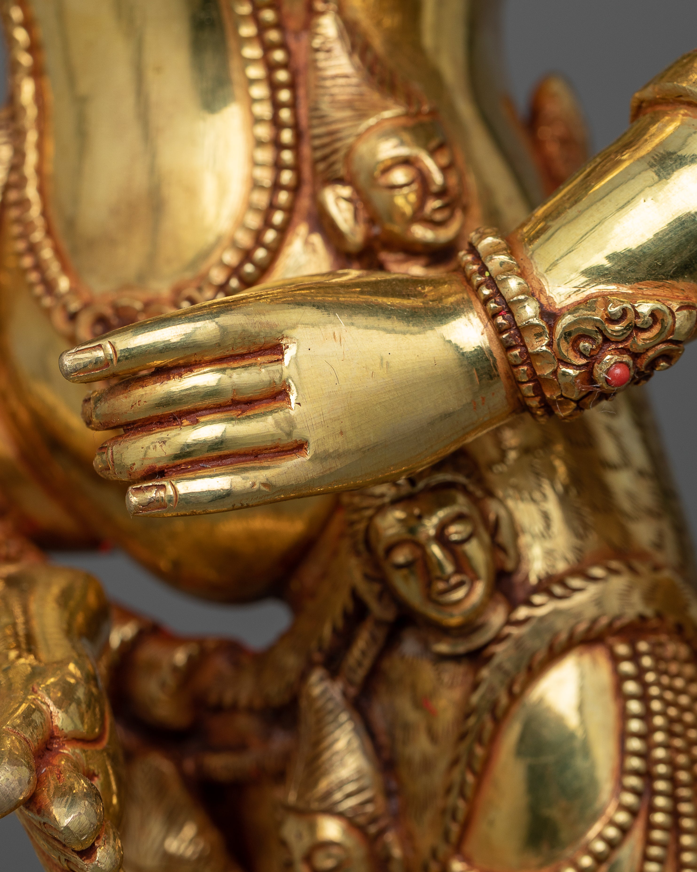 Kurukulla Mantra Practice Statue | Gold Gilded Buddhist Traditional Artwork
