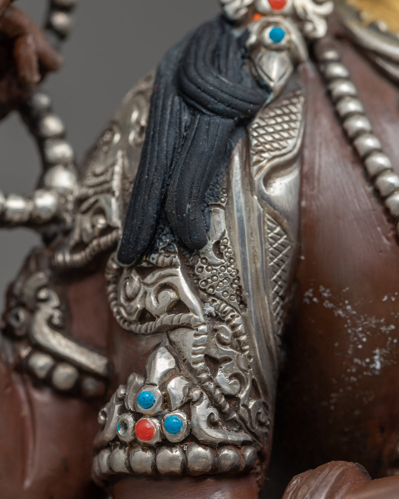 Chenrezig Buddhist Sculpture | Traditional Himalayan Art of Nepal