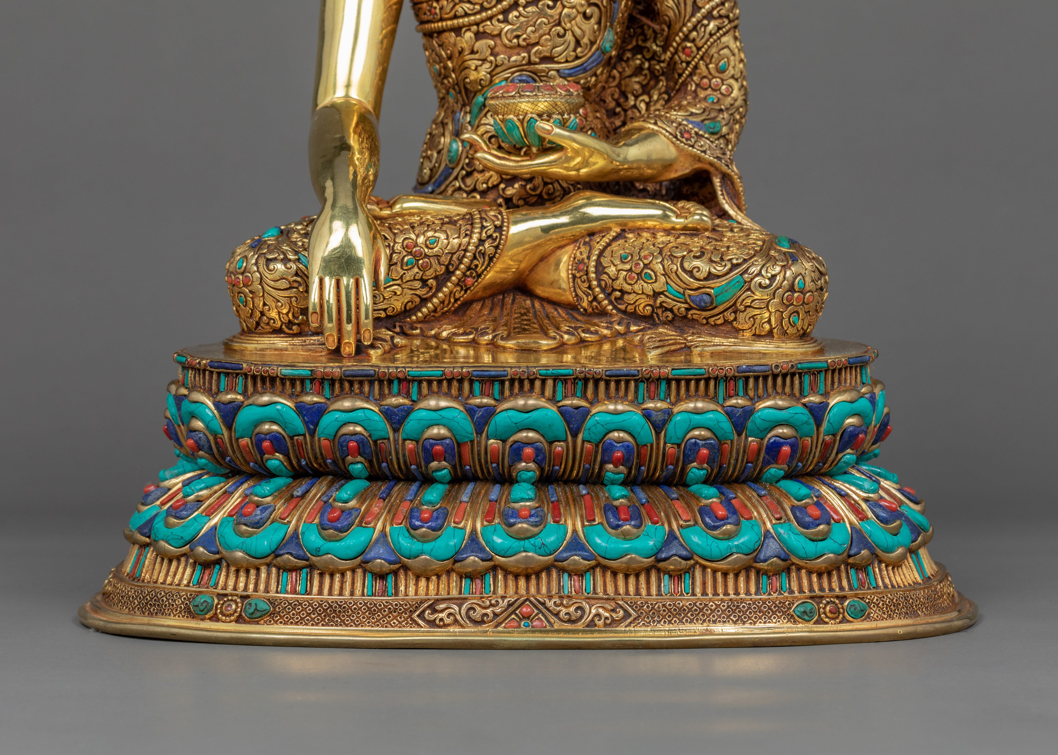 Gautama Buddha Shakyamuni Art | Traditional Hand Carved Statue