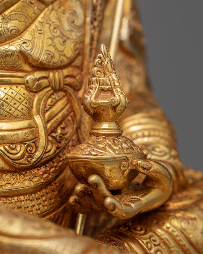 Guru Rinpoche Art | Traditional Tibetan Statue