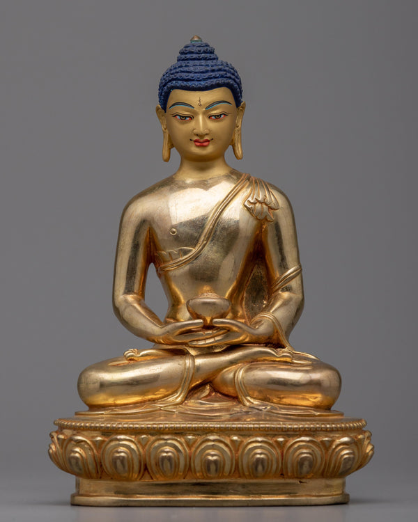 small buddha statue