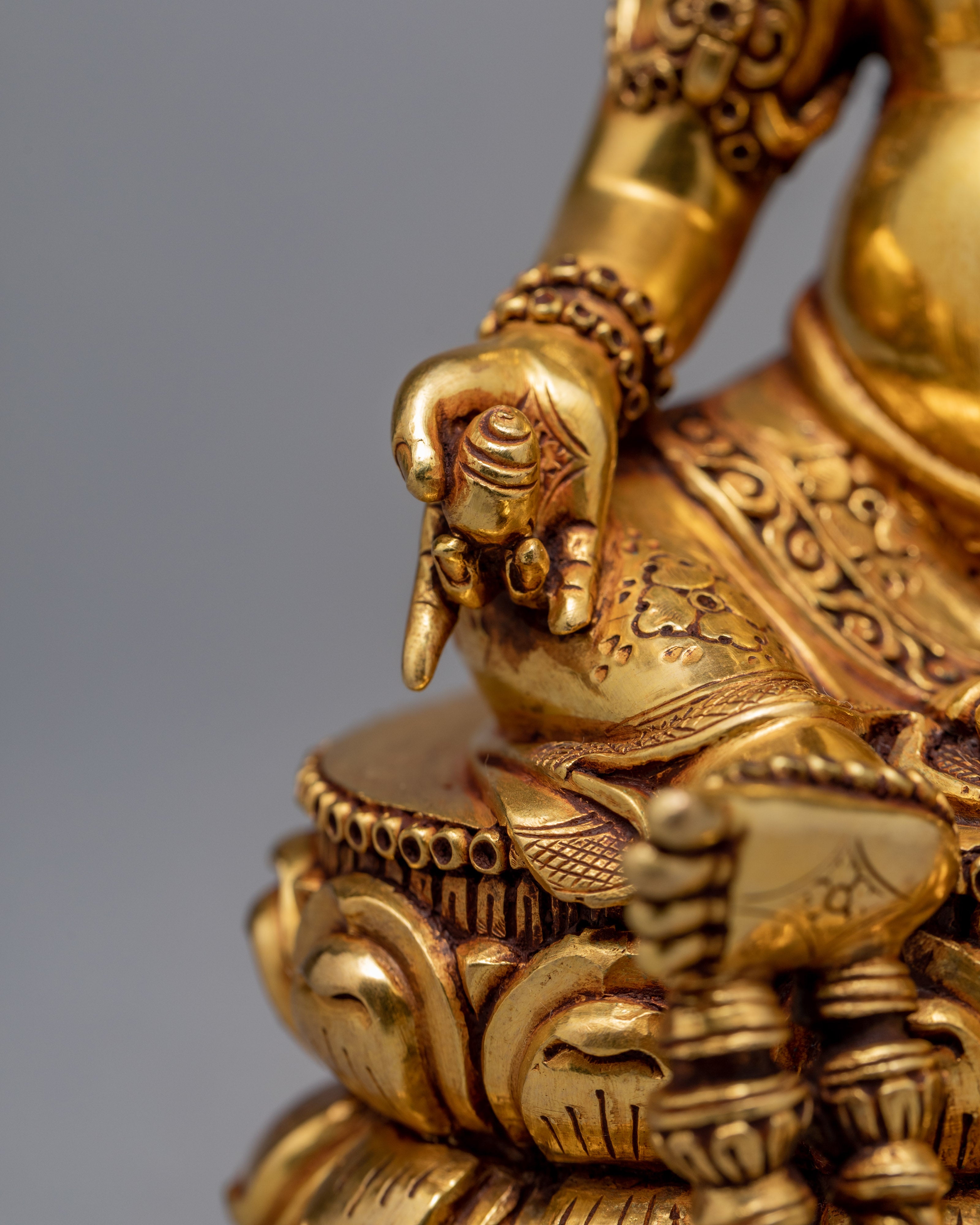 Yellow Jambhala | Buddhist Wealth Deity Statue