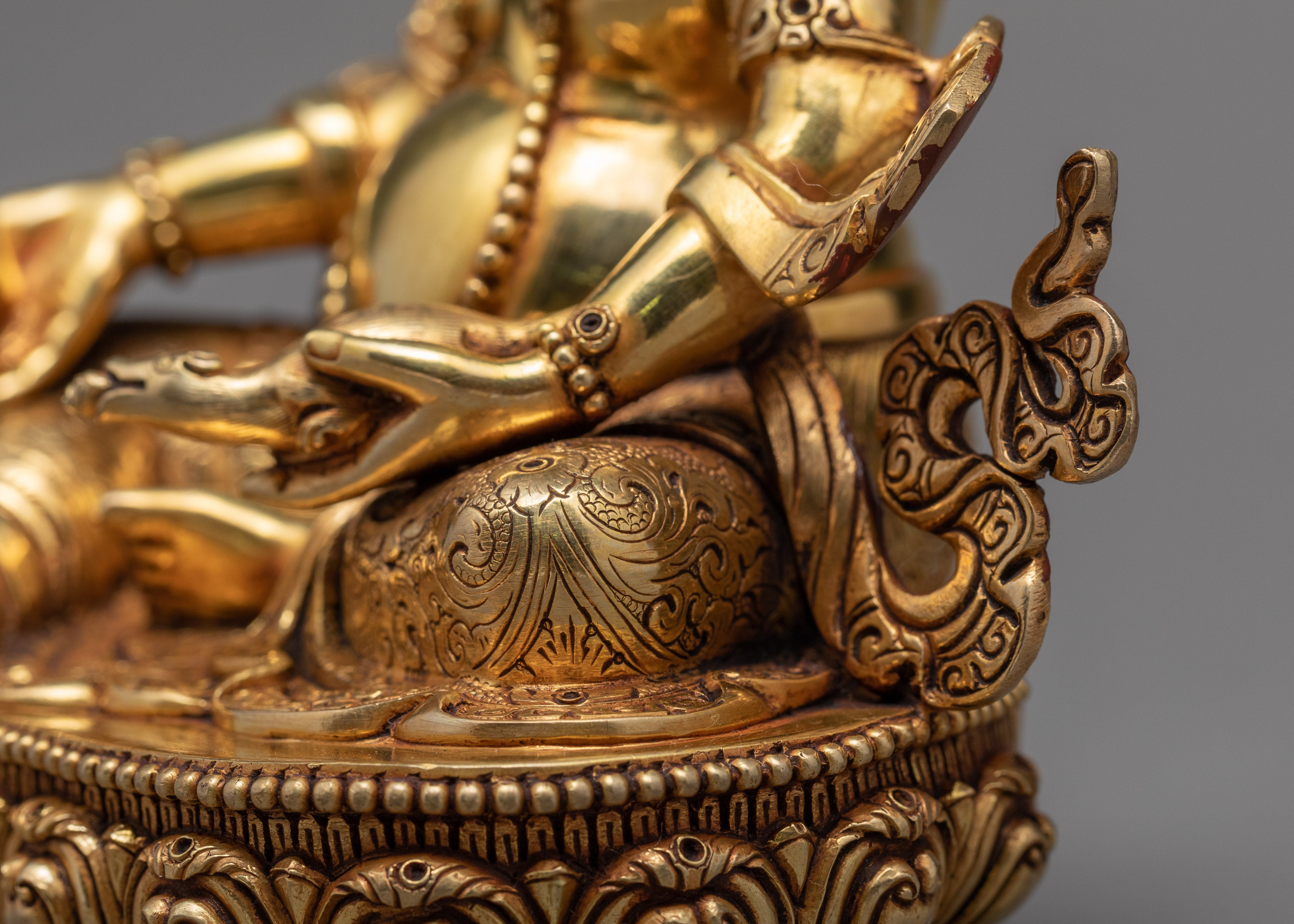 Jambhala Statue | God of Wealth | Buddhist Deity