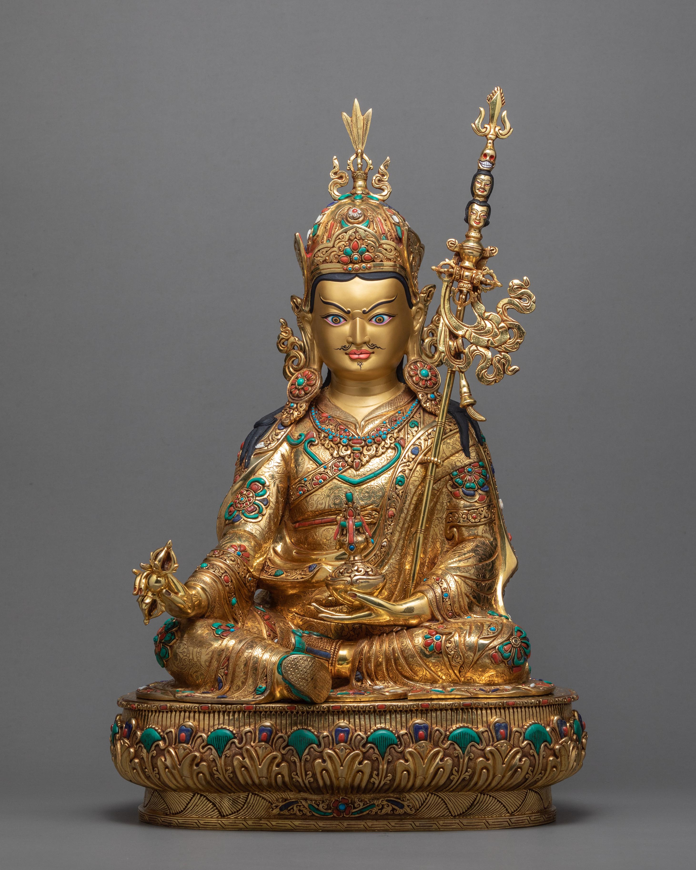 Guru Rinpoche Statue