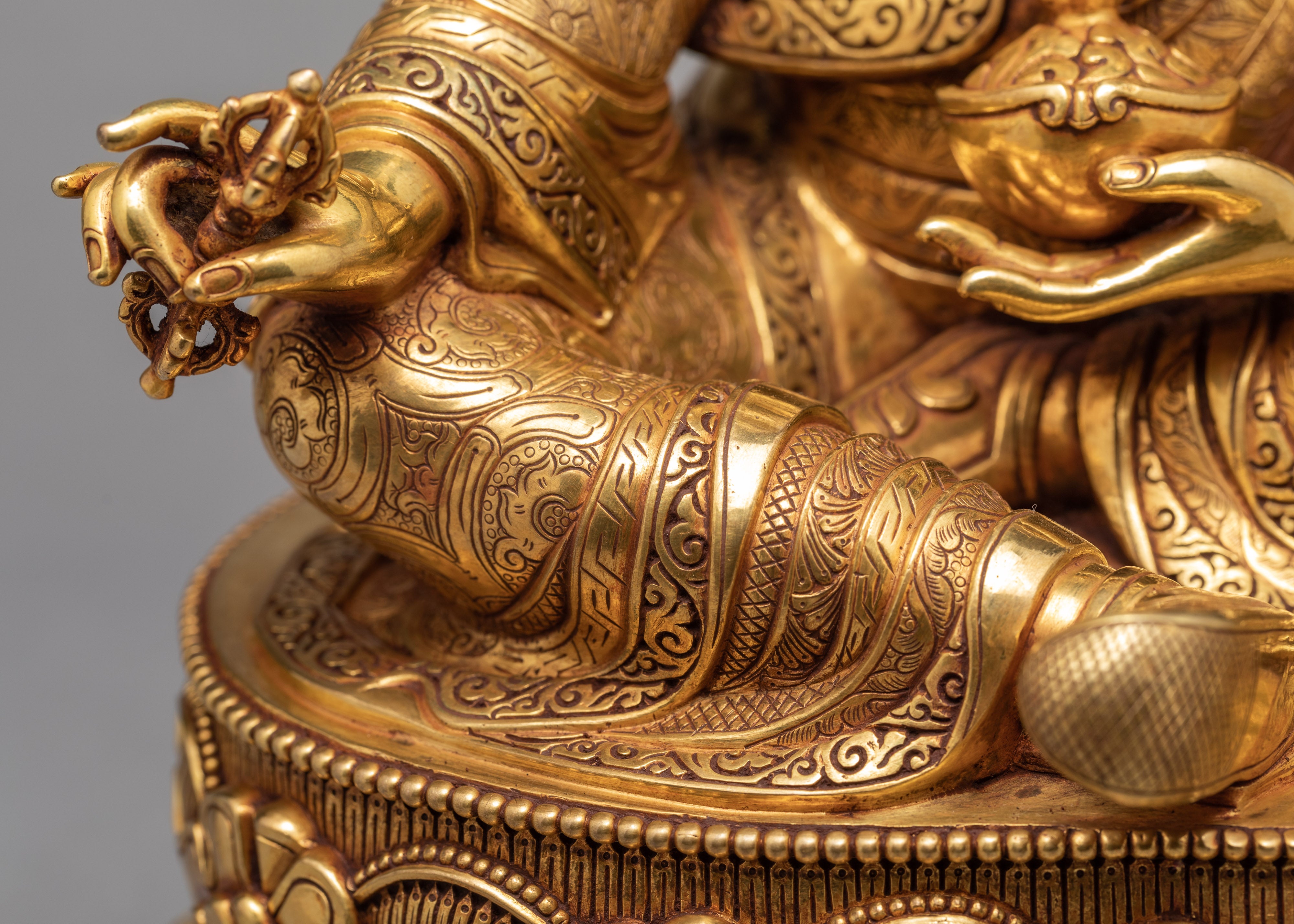 Guru Padmasambhava Statue | Guru Rinpoche Statue | Himalayan 24K Gold Sculpture