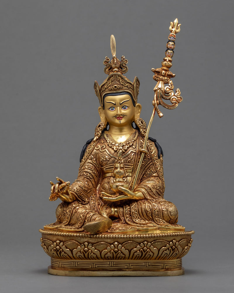 Guru Rinpoche Statue
