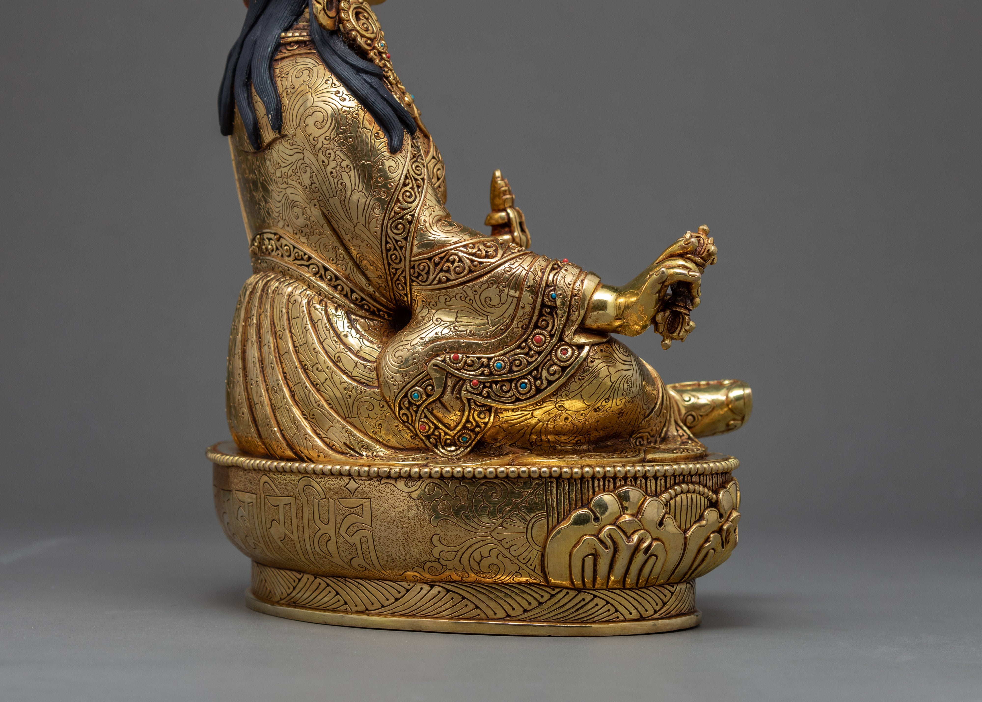 Guru Rinpoche Statue | Second Buddha | Tibetan Fine Art