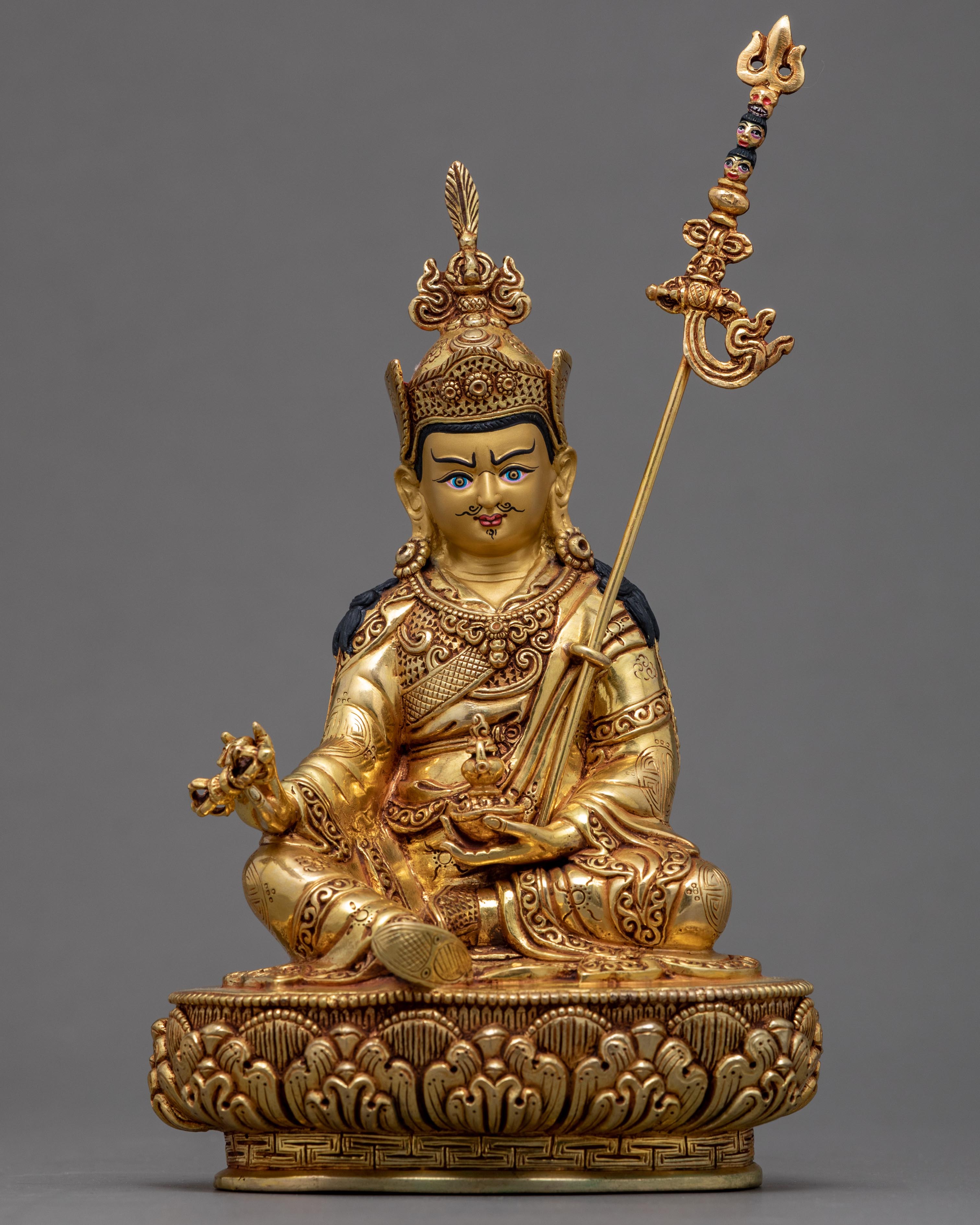 Guru Rinpoche Buddhist Statue