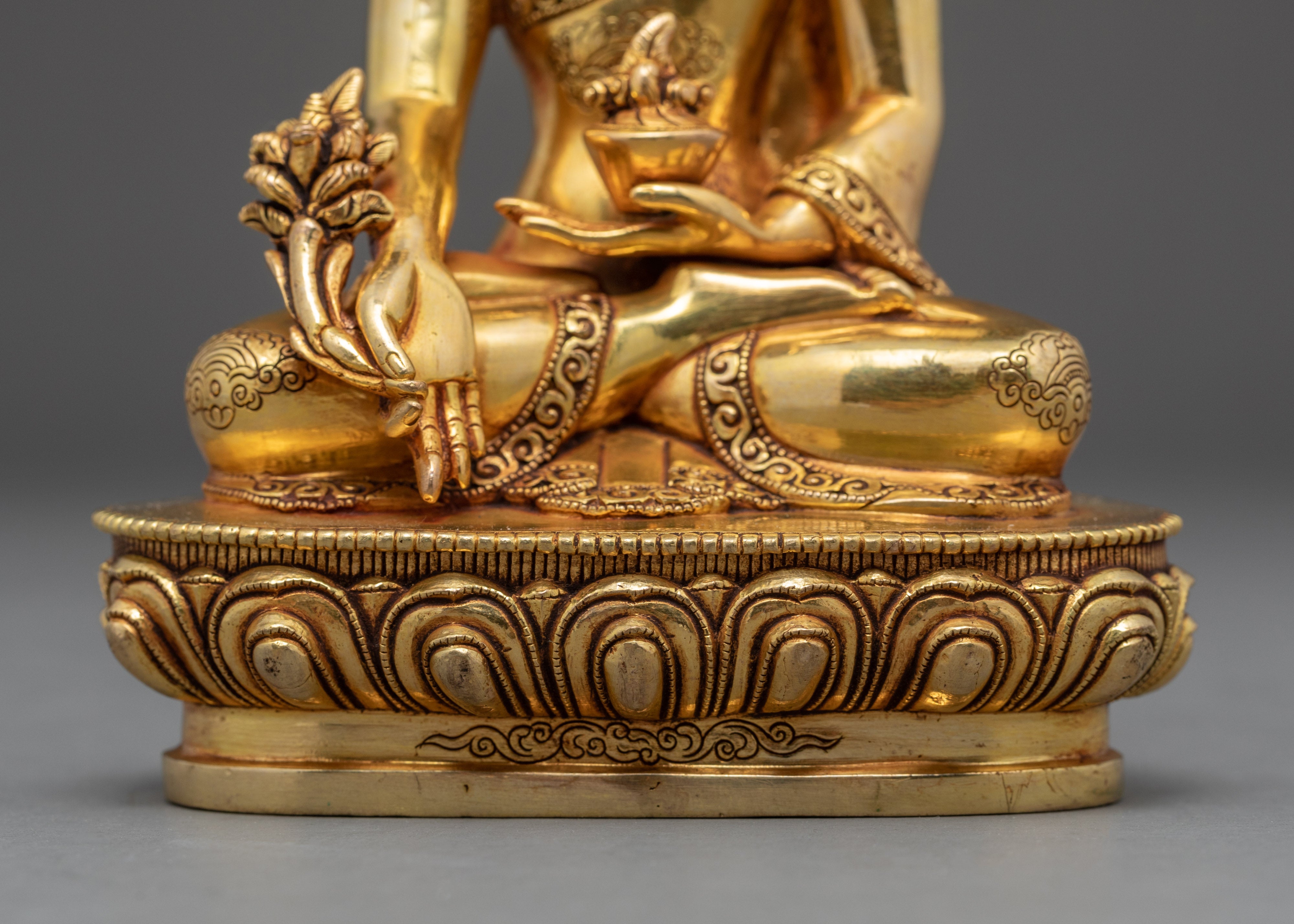 Medicine Buddha Sculpture | Traditional Buddhist Statue