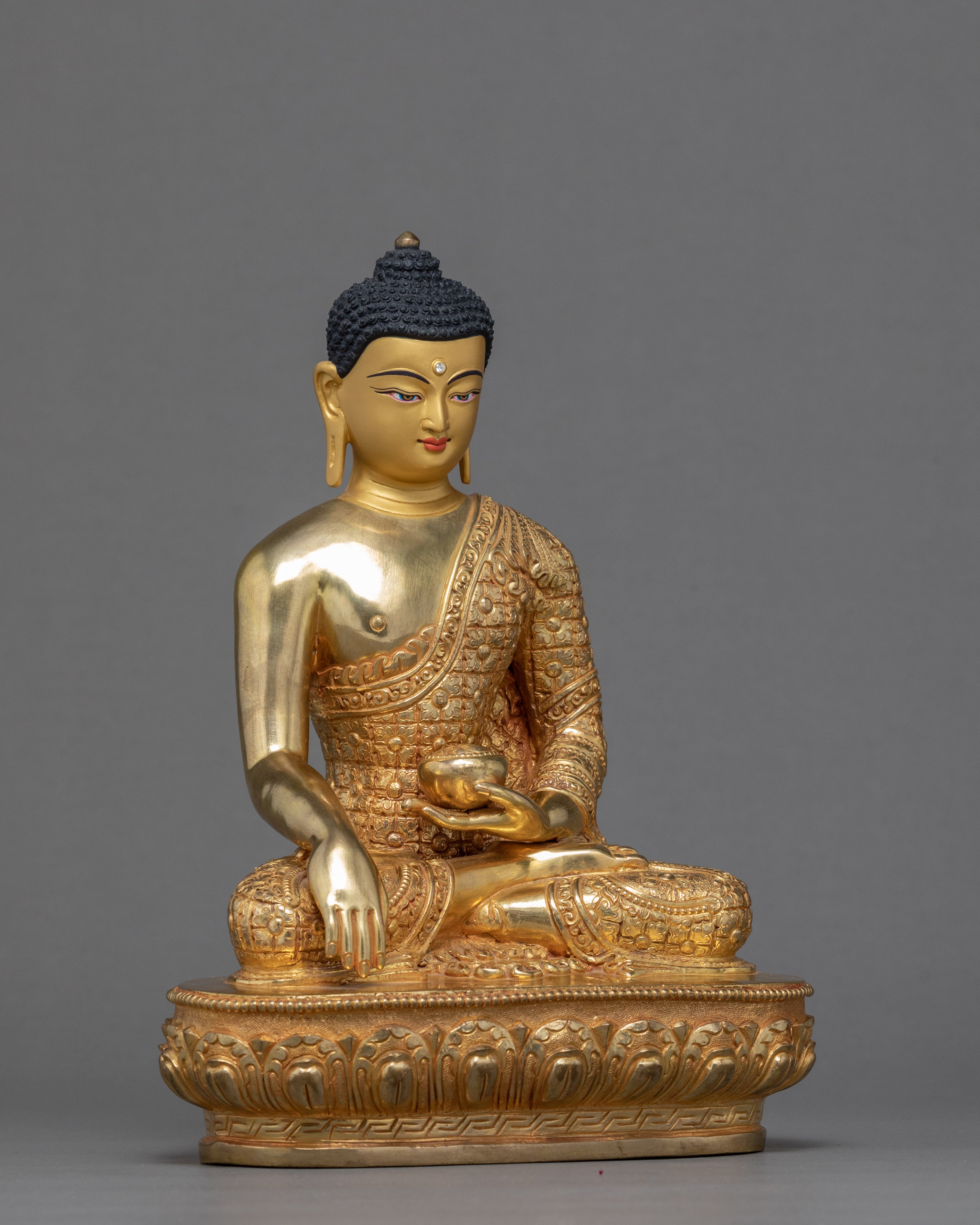 Siddhartha Gautama Buddha Sculpture | Traditional Hand Carved Statue