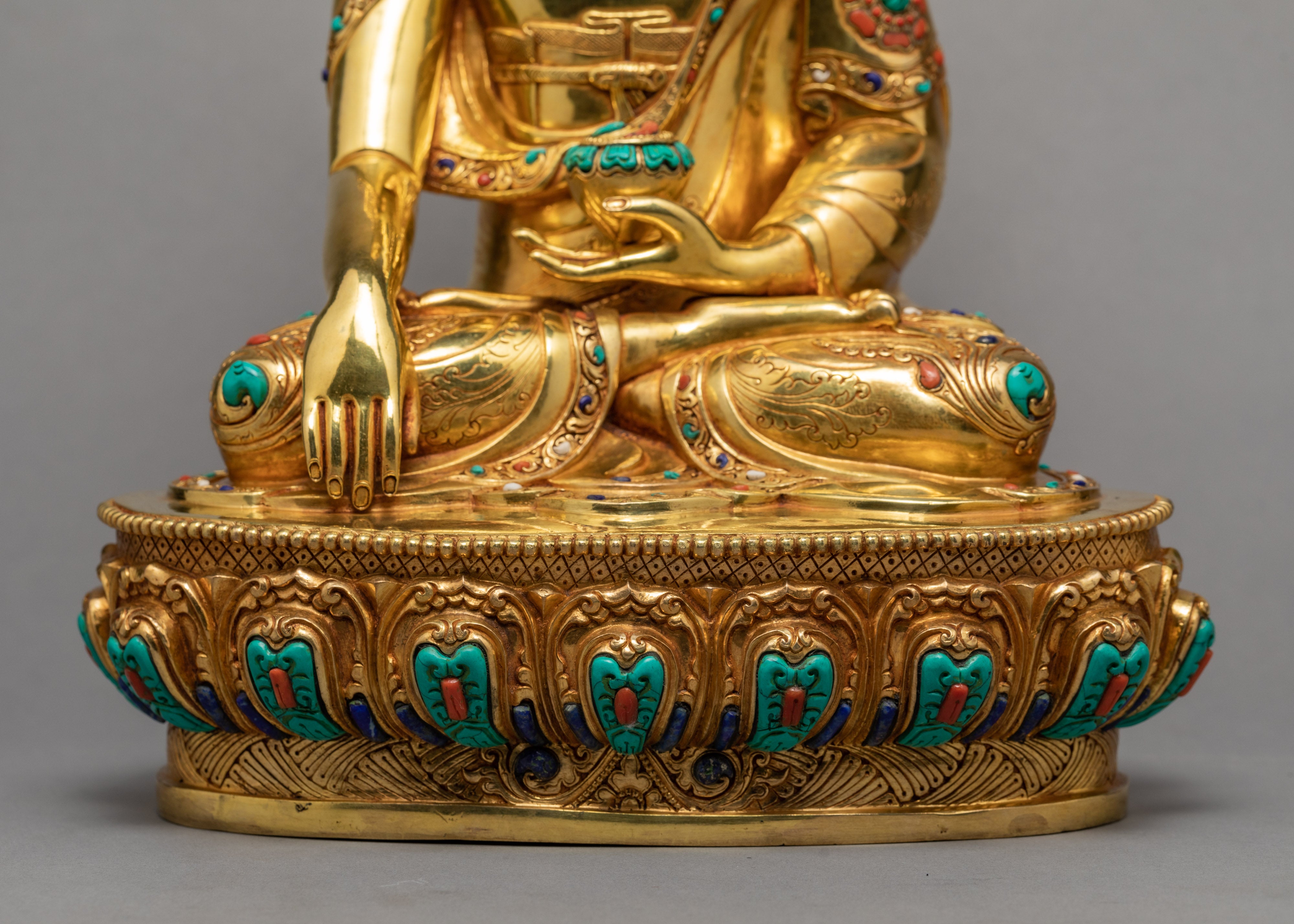 Buddha Statue | Shakyamuni Buddha | Plated With 24K Gold