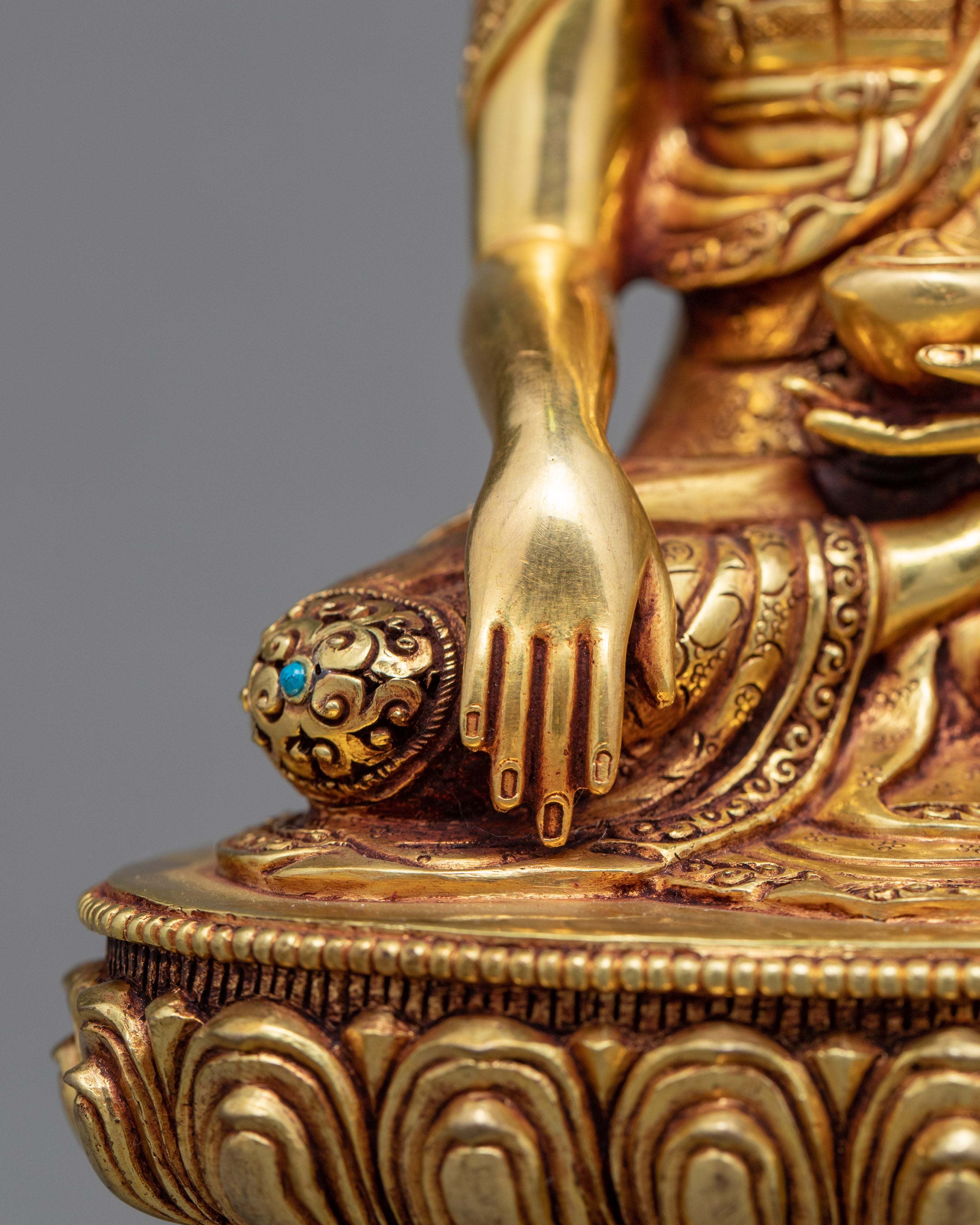 Small Shakyamuni Buddha | Traditional Buddhist Sculpture